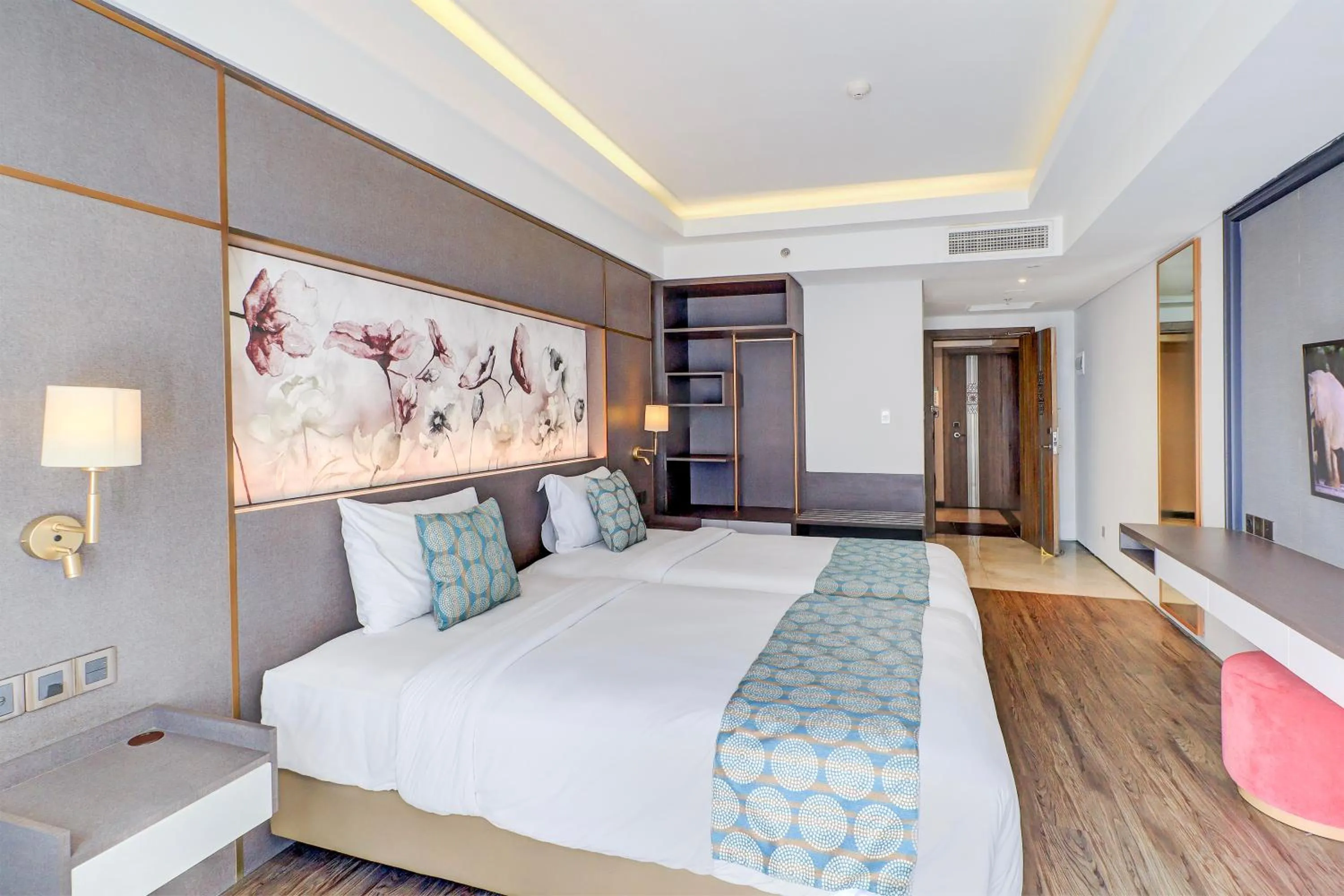 Bed in Sunday Hotel Arshika Sunset Road