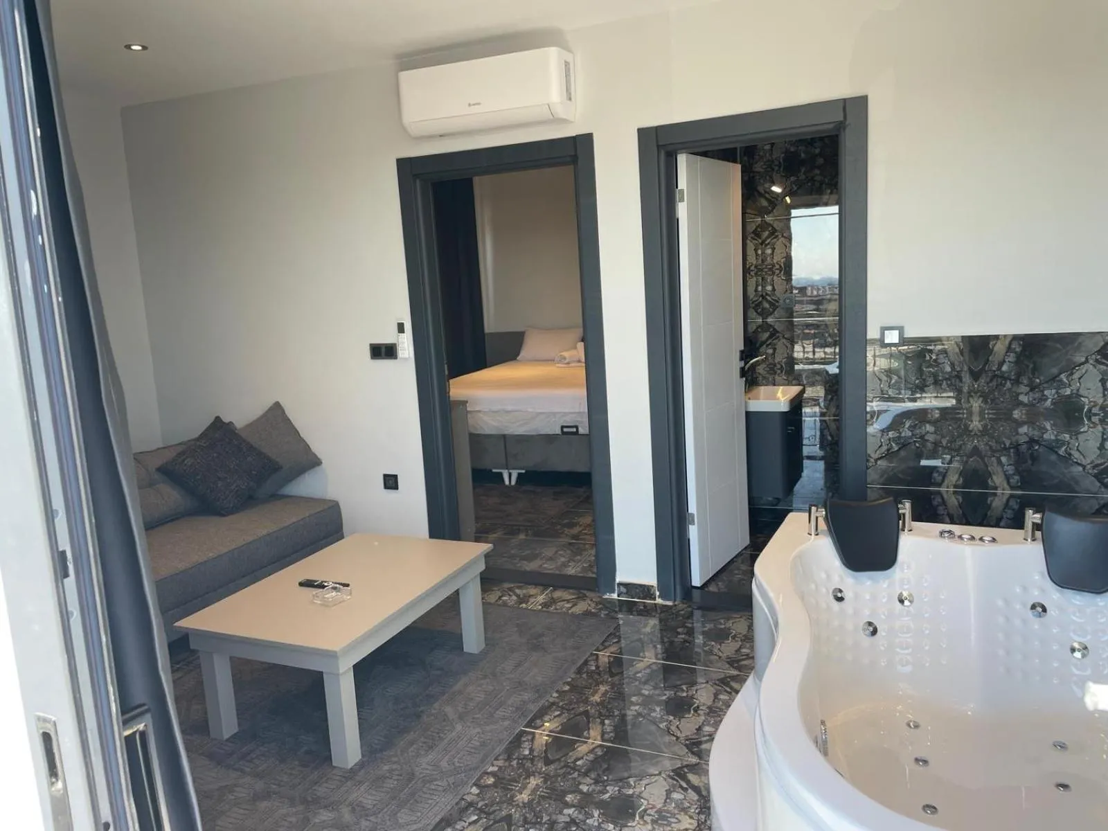 CK Boutique Hotel