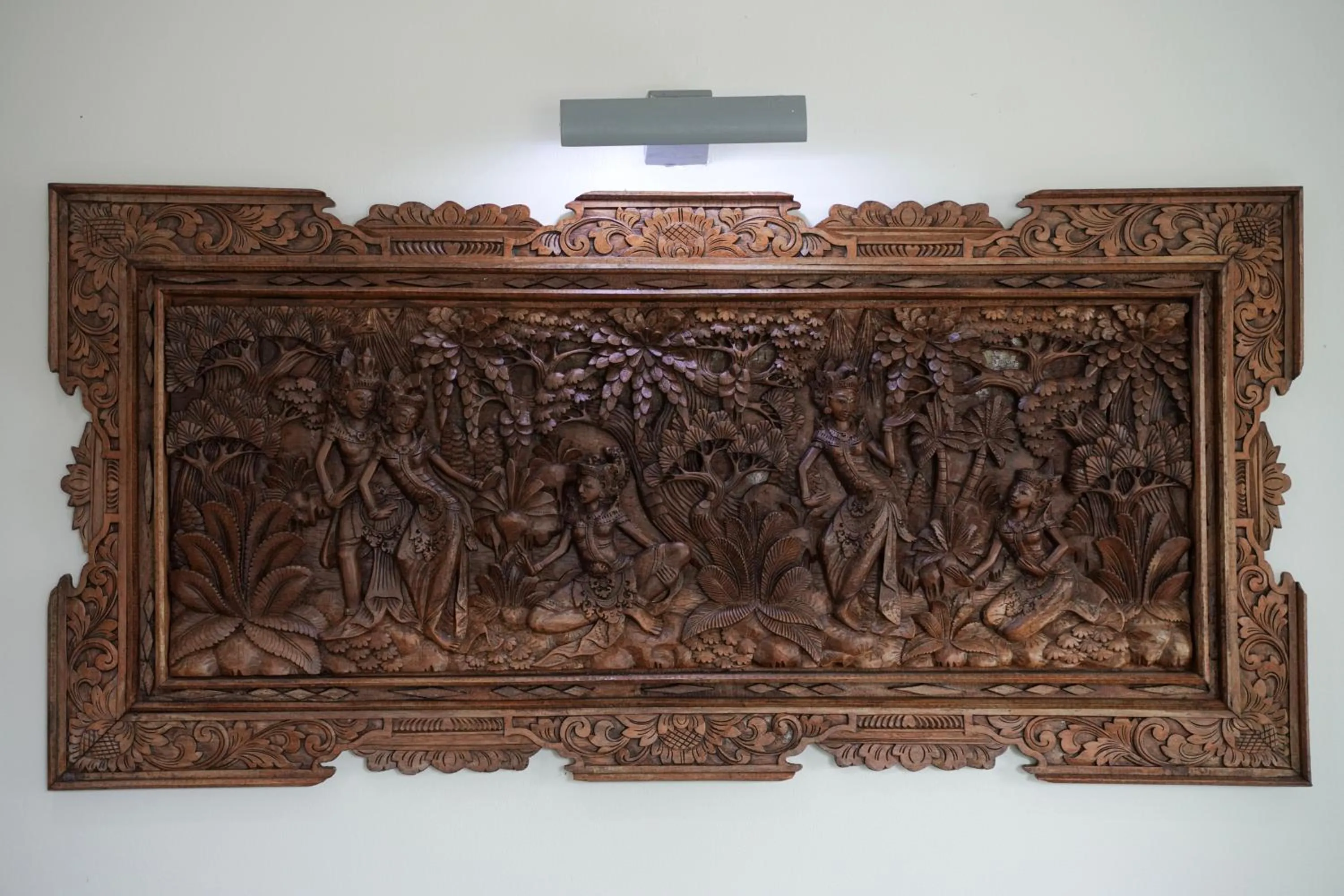 Property building in Hotel Palm shore