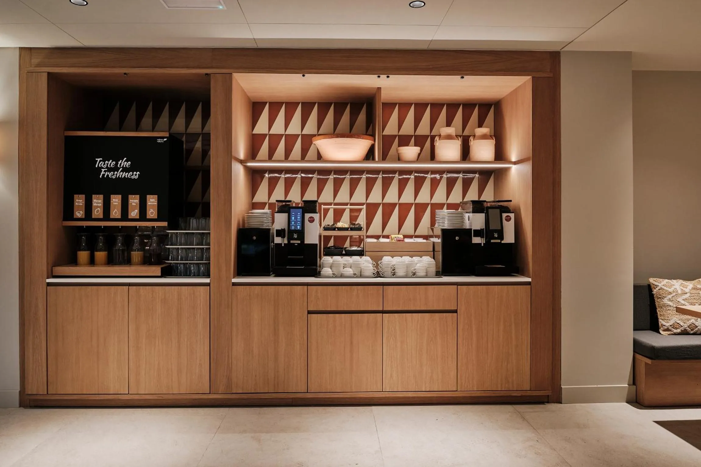 Restaurant/places to eat in Helios Mallorca Hotel & Apartments