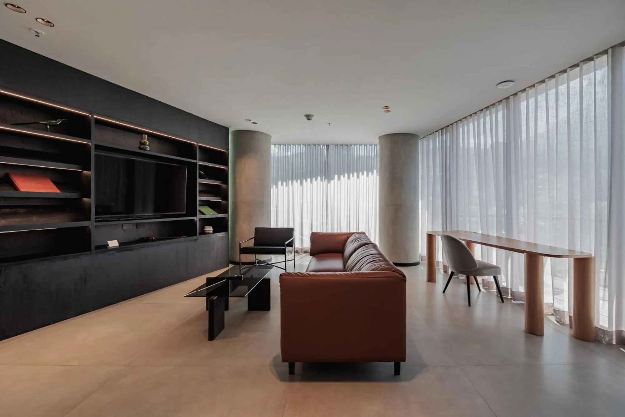 Communal lounge/ TV room in Seissta Medellín