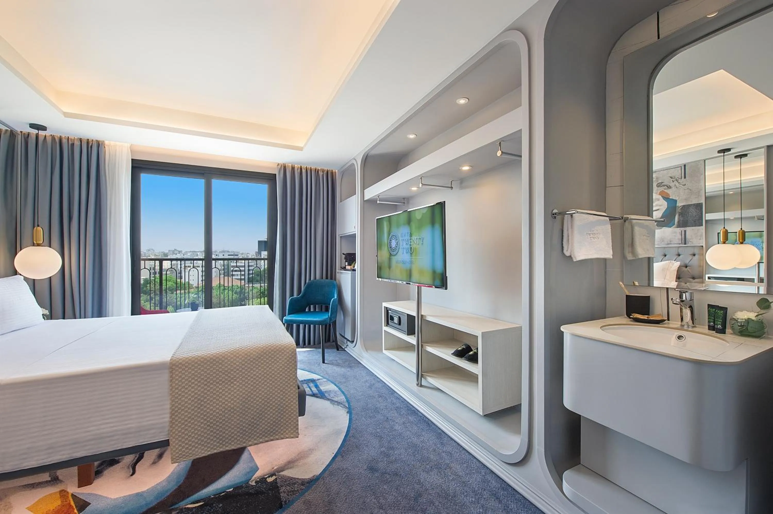 TV and multimedia, Bed in Gate Twenty Two Boutique Hotel