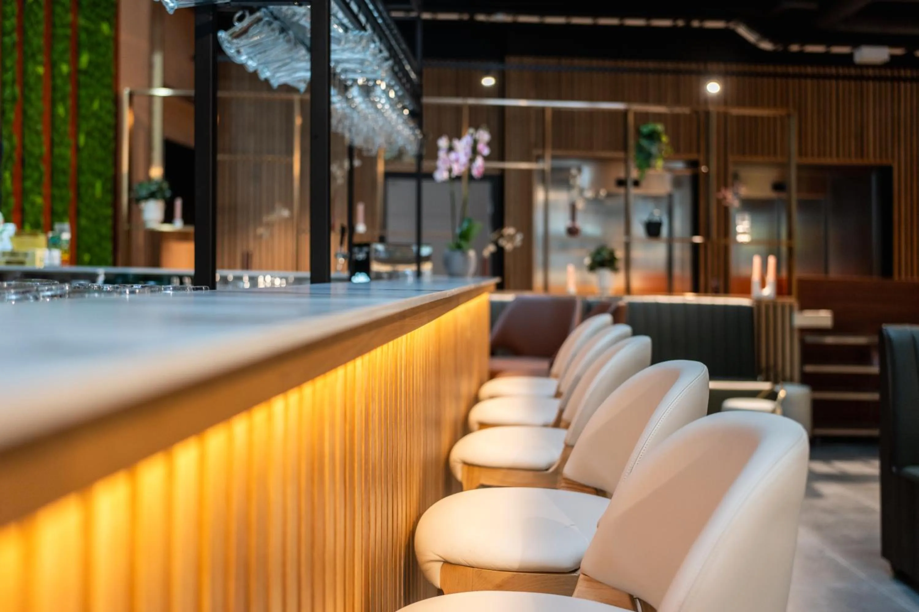 Restaurant/places to eat in Skaret by VANDER