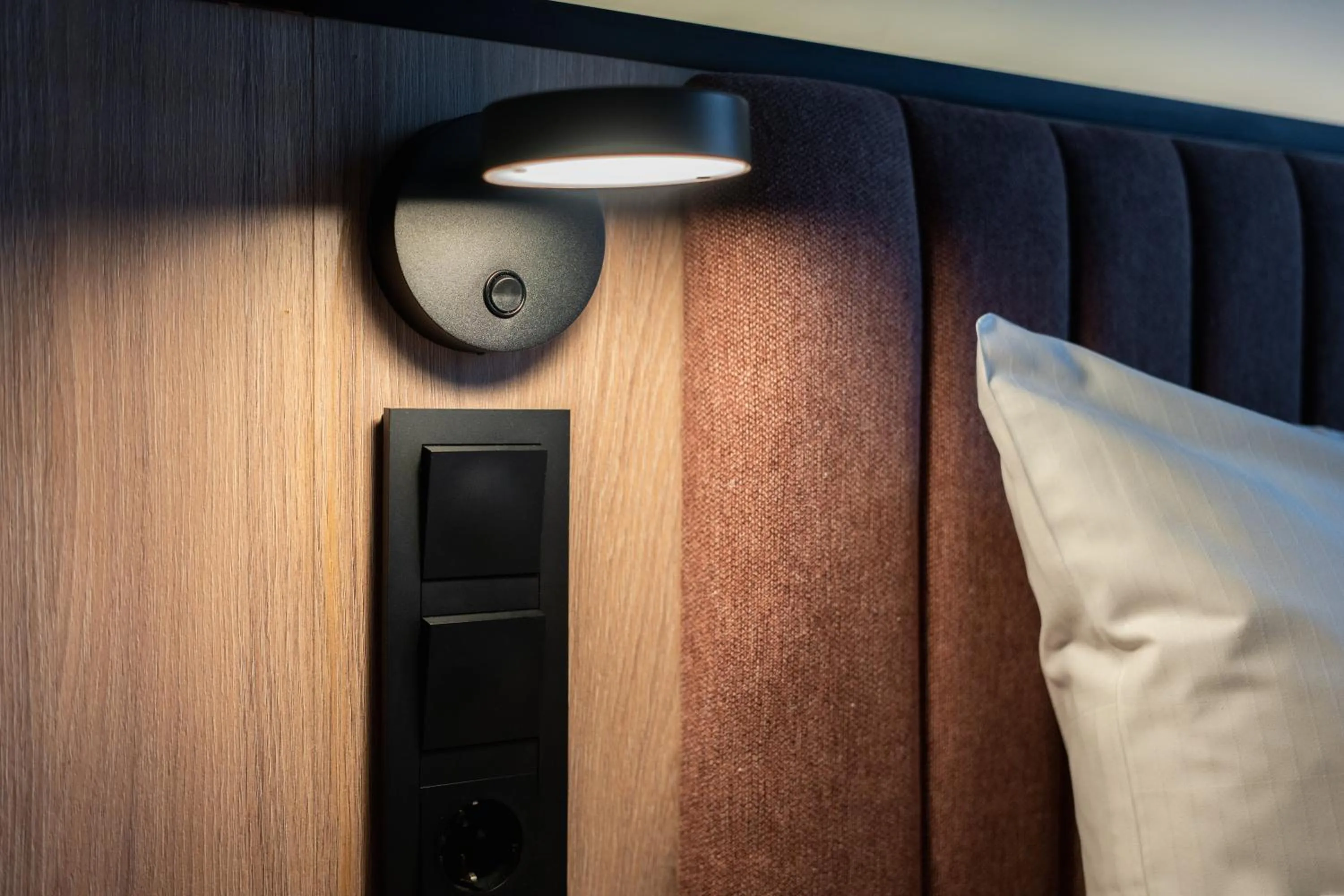 Bed in Skaret by VANDER