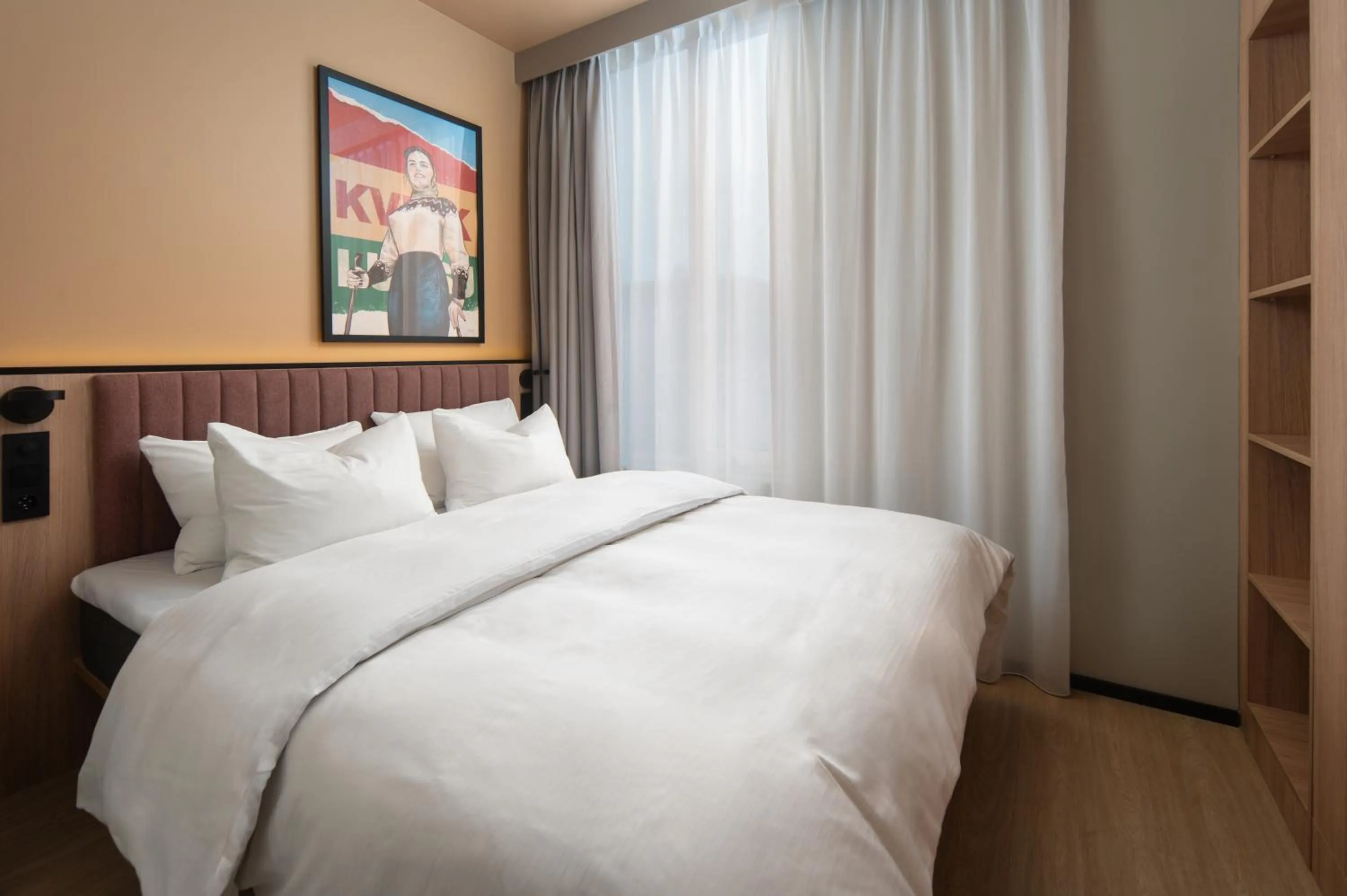 Bed in Skaret by VANDER