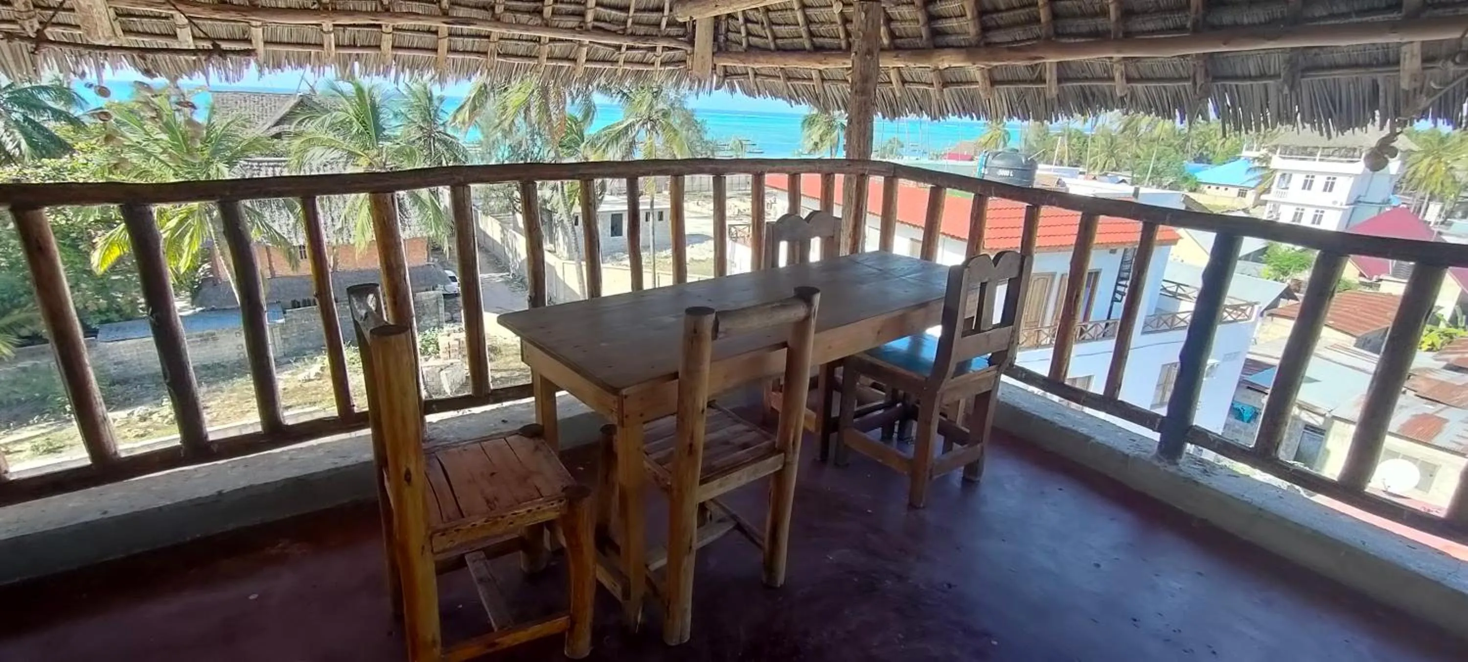 Restaurant/places to eat in Mambo Boutique Nungwi