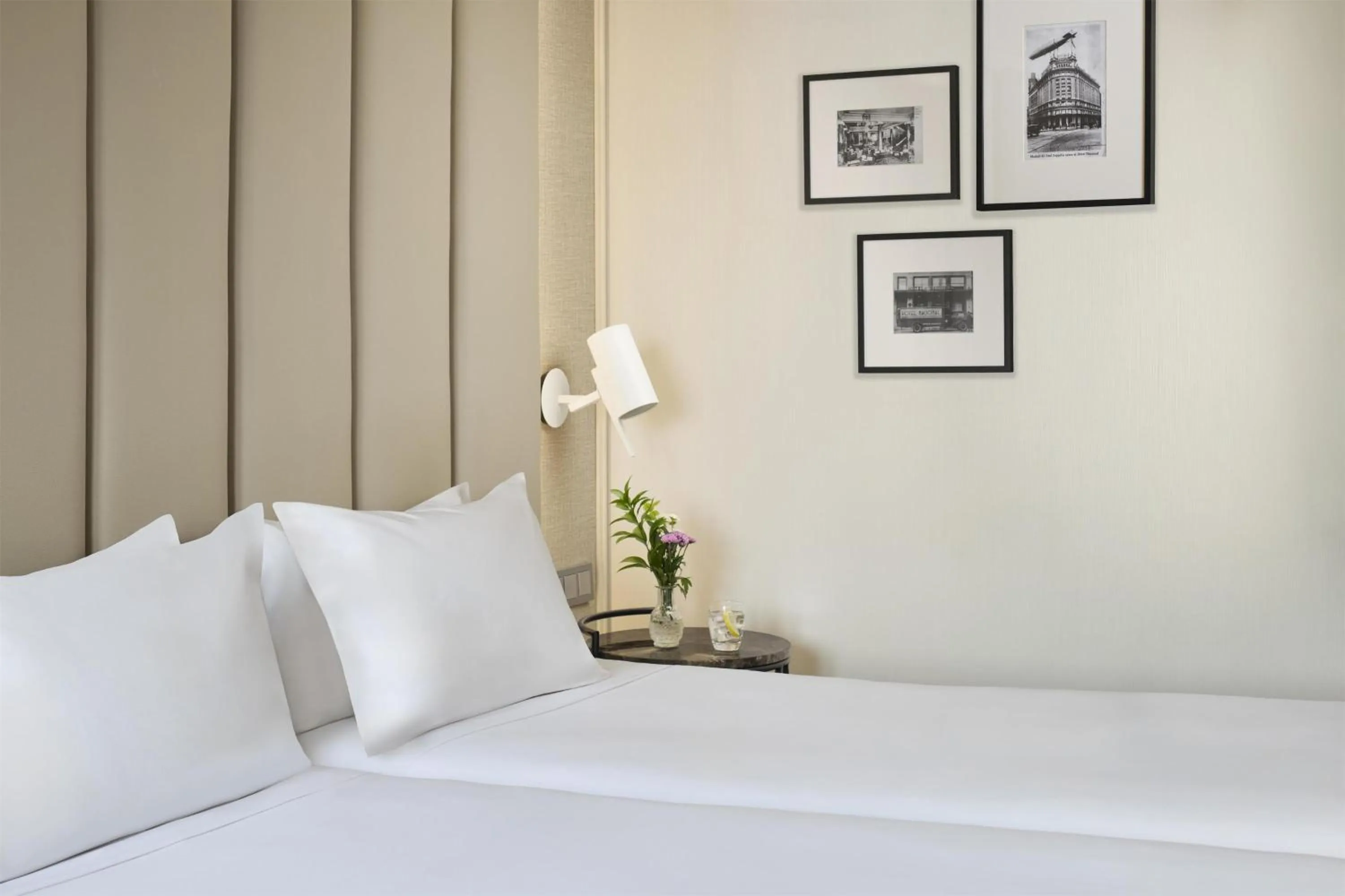 Bedroom, Bed in NH Madrid Nacional