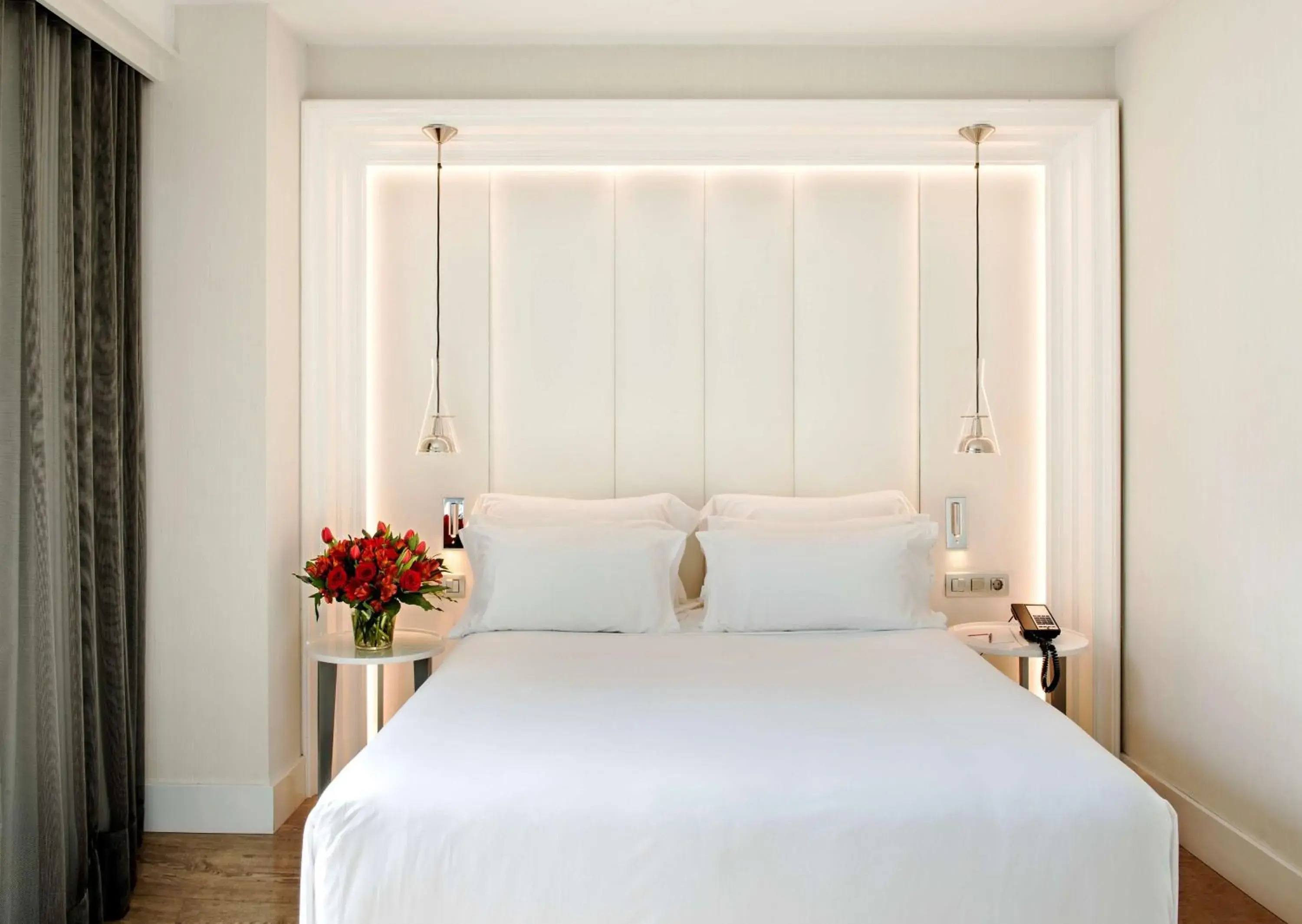 Single Room in NH Collection Barcelona Gran Hotel Calderon Single Room in NH Collection Barcelona Gran Hotel Calderon