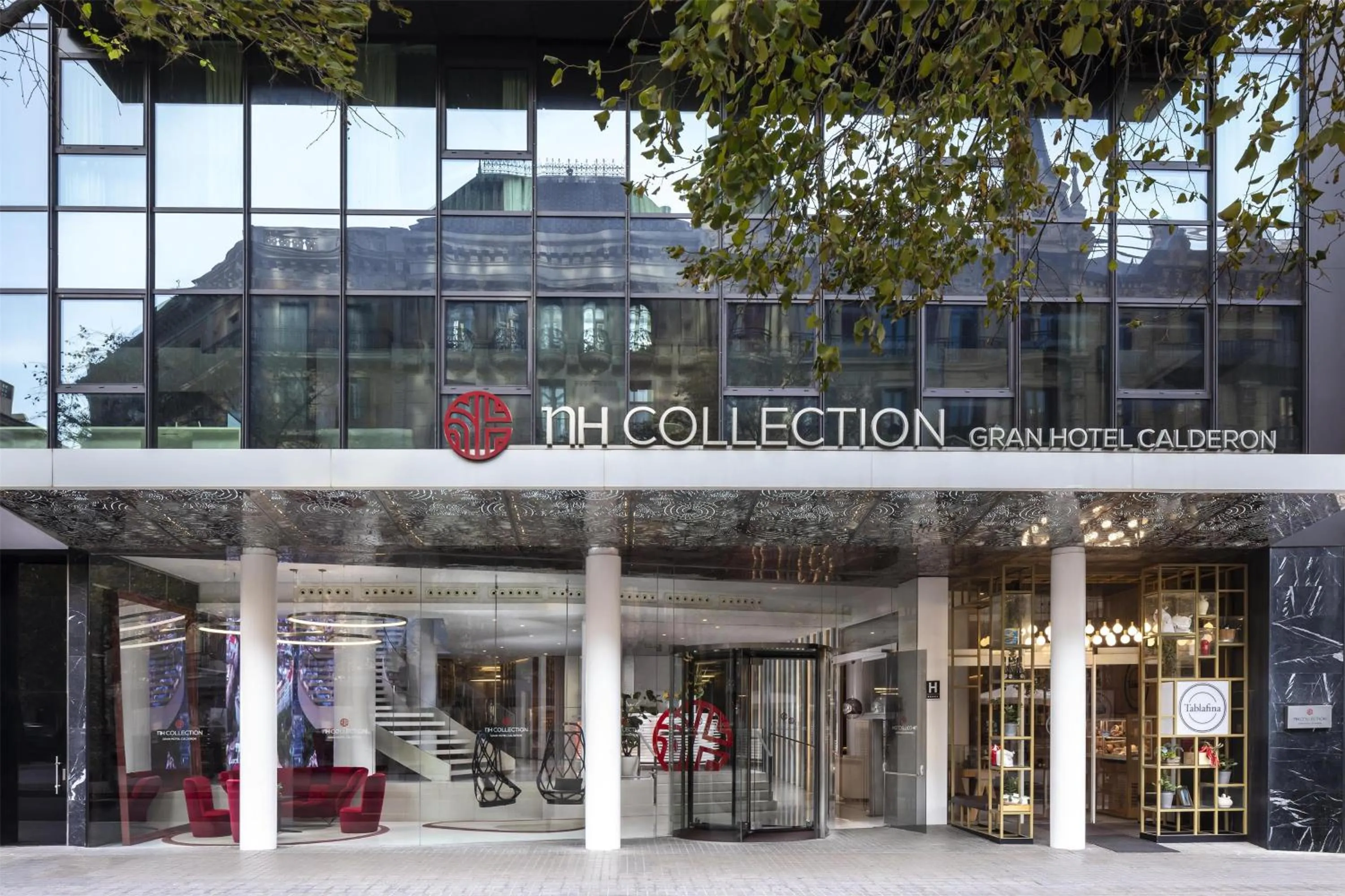 Property building in NH Collection Barcelona Gran Hotel Calderon