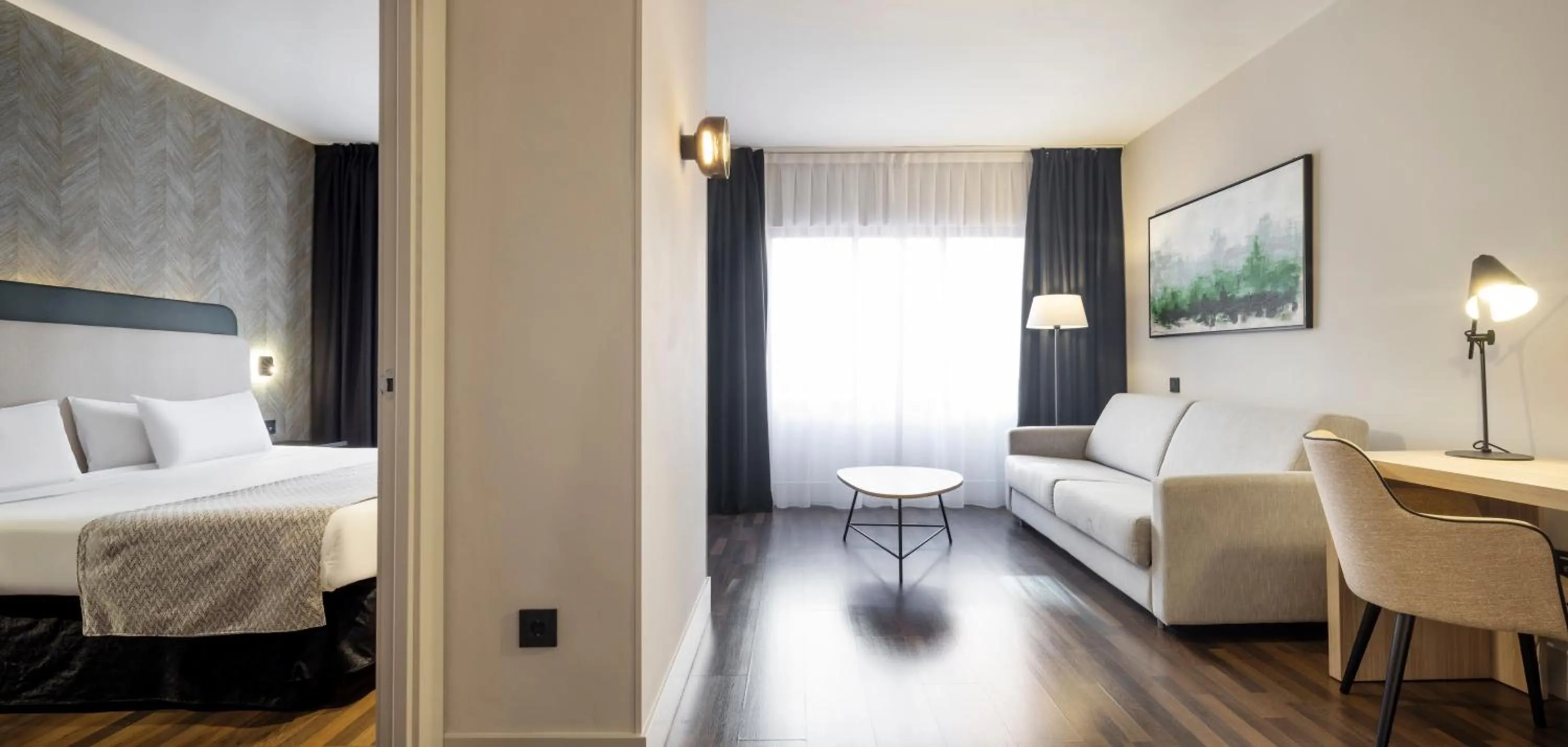 Bedroom, Bed in Ilunion Suites Madrid