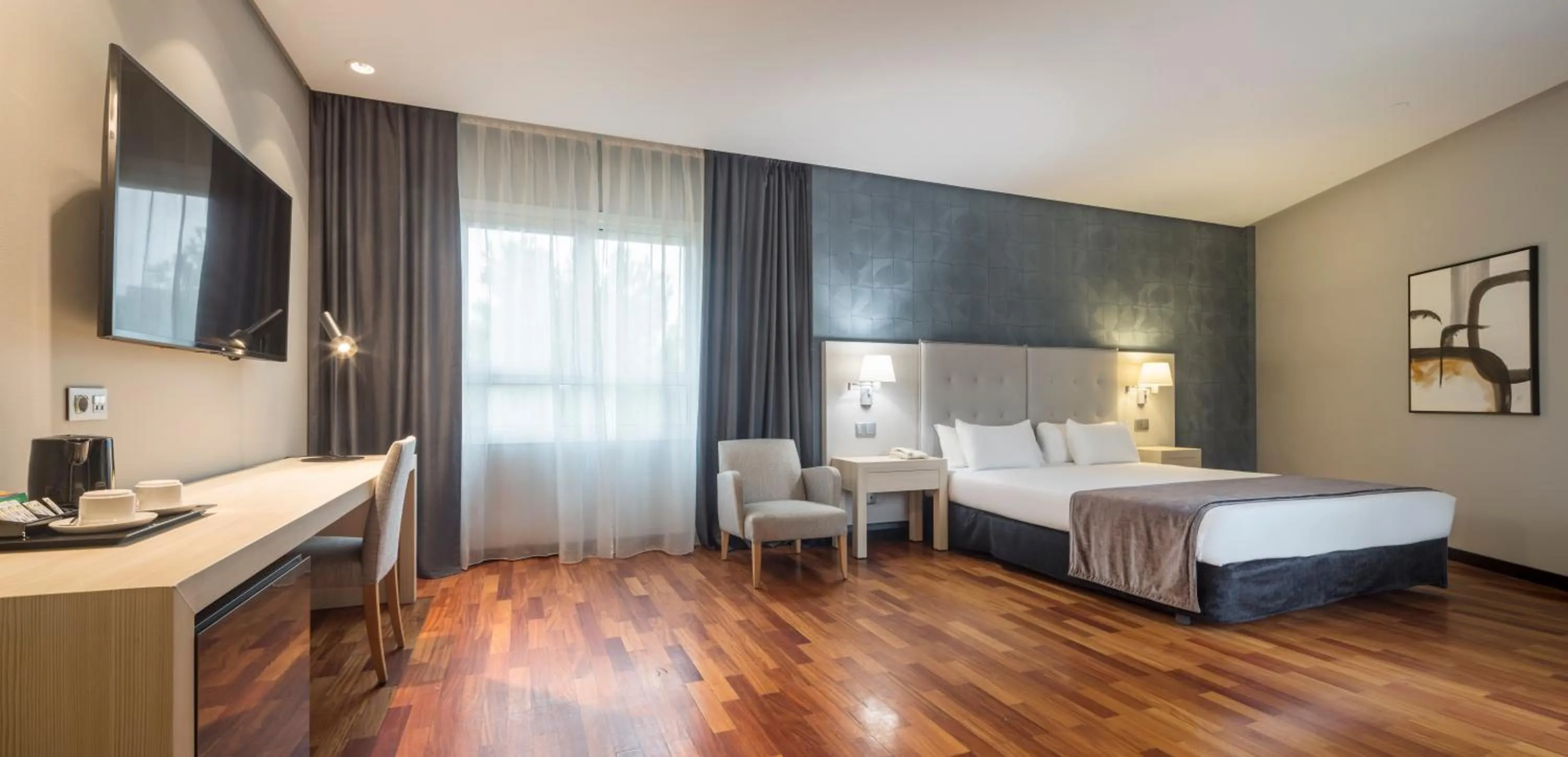 Bedroom, Bed in Ilunion Pio XII