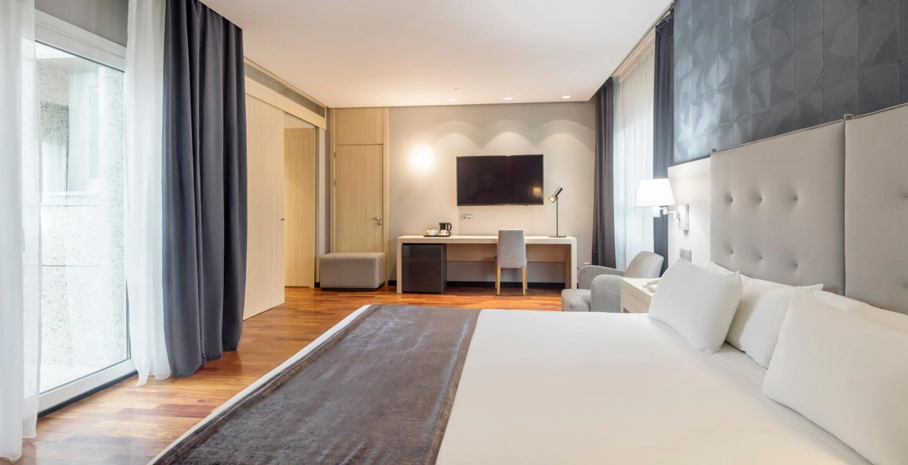 Bedroom, Bed in Ilunion Pio XII