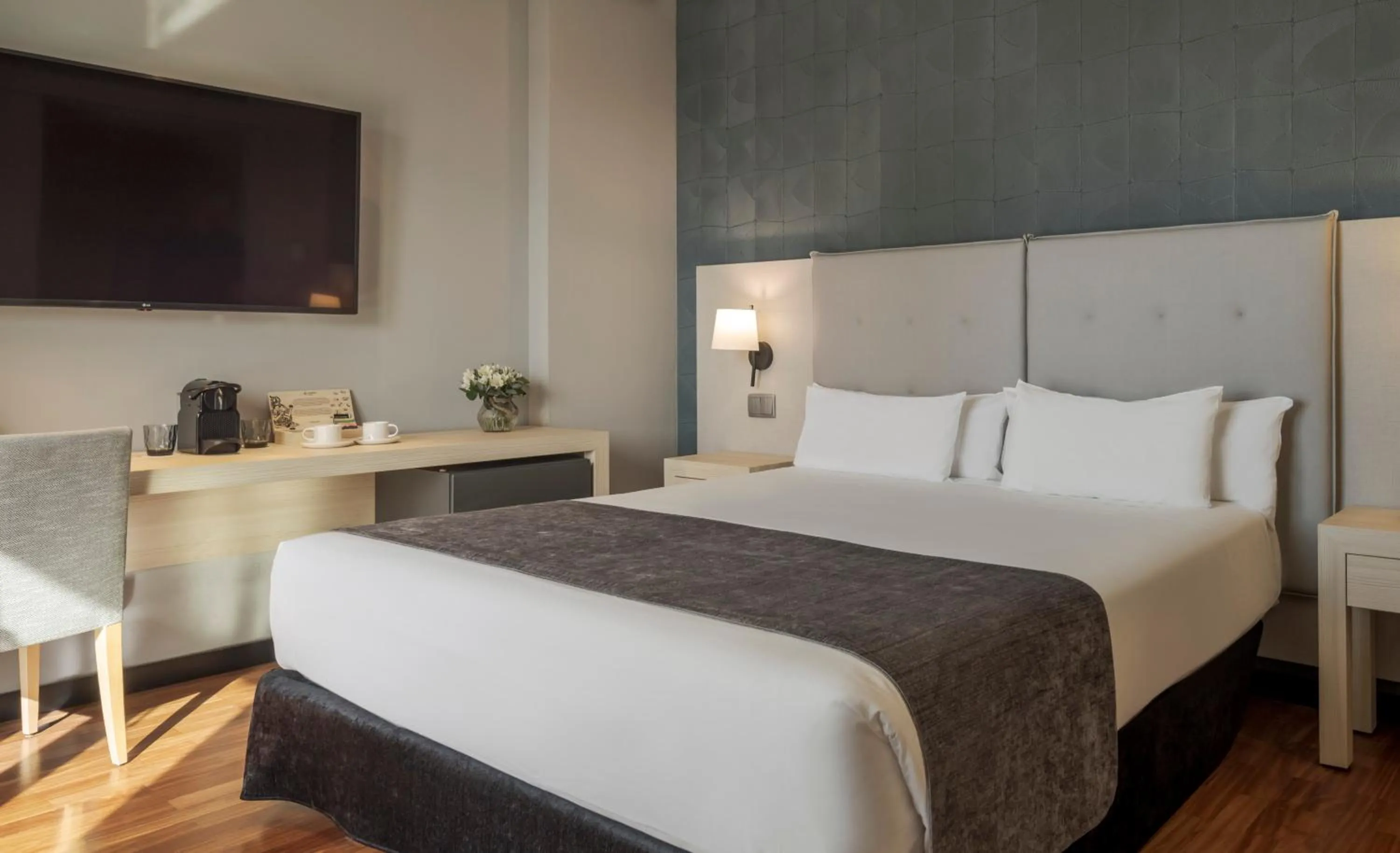 Bedroom, Bed in Ilunion Pio XII