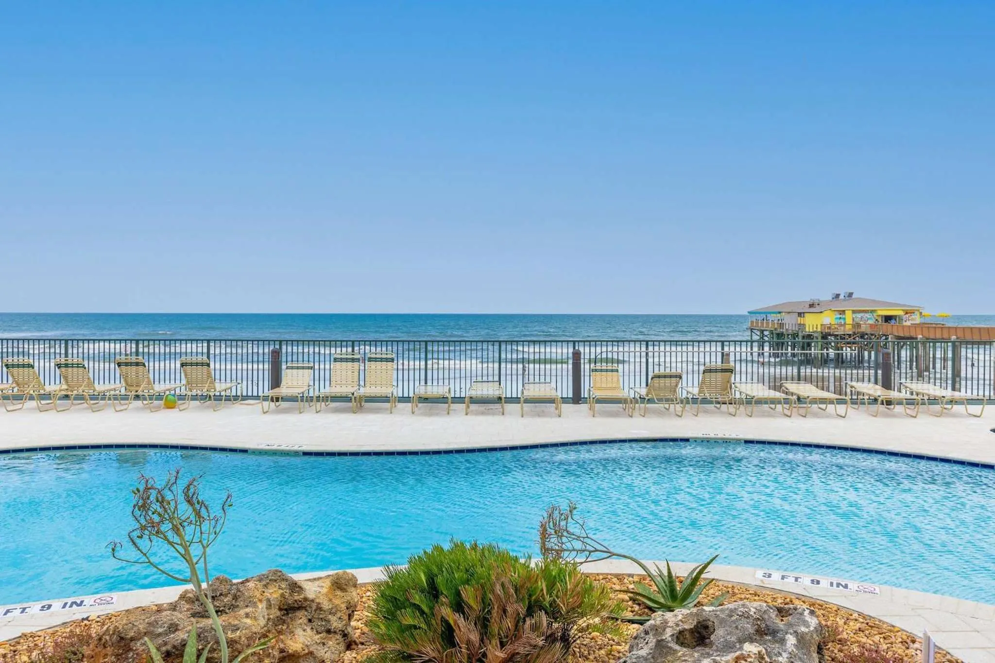 Ocean Front Condo with Amazing Views! Sunglow Resort 402 by Brightwild