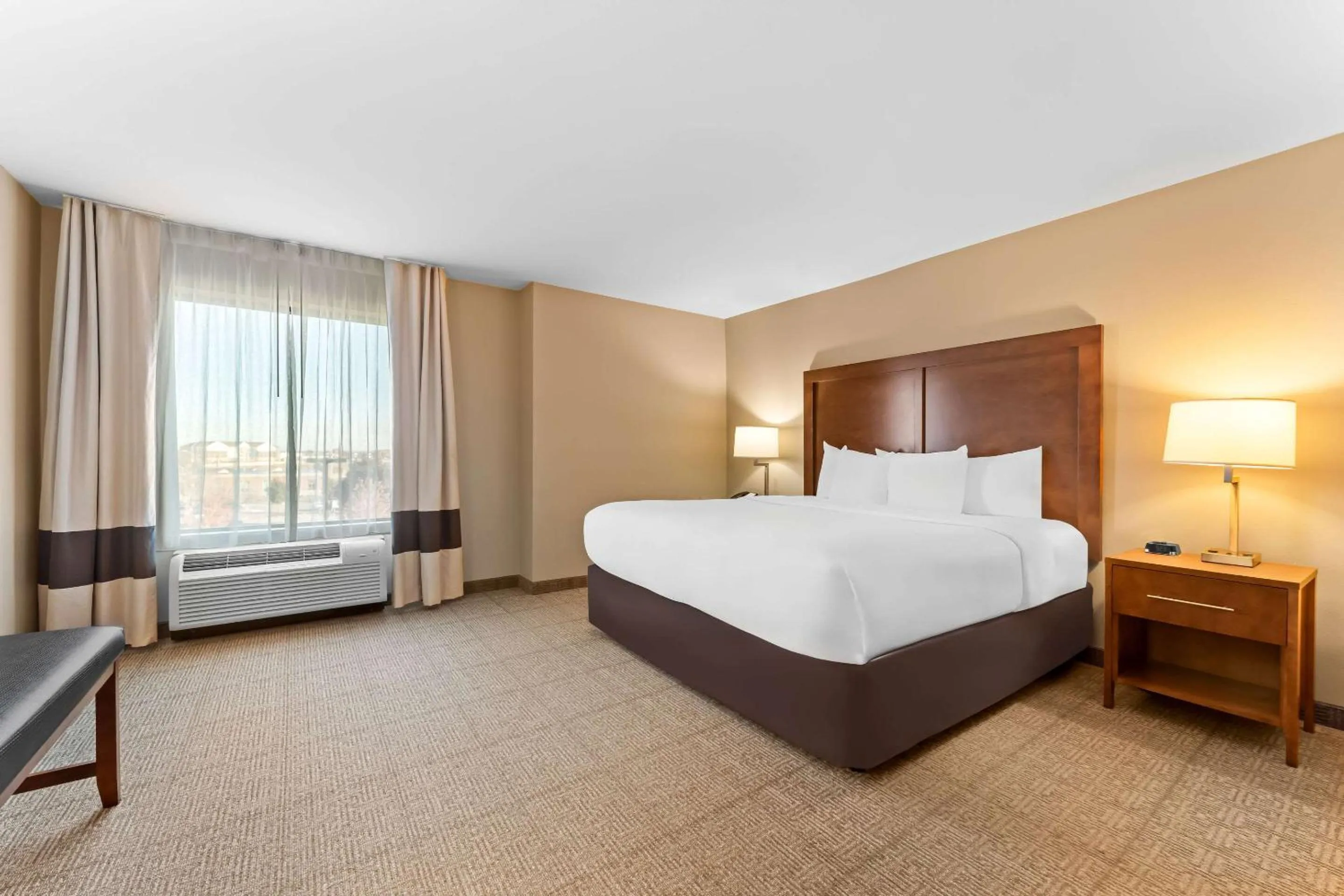 Bedroom, Bed in Comfort Inn & Suites Avera Southwest