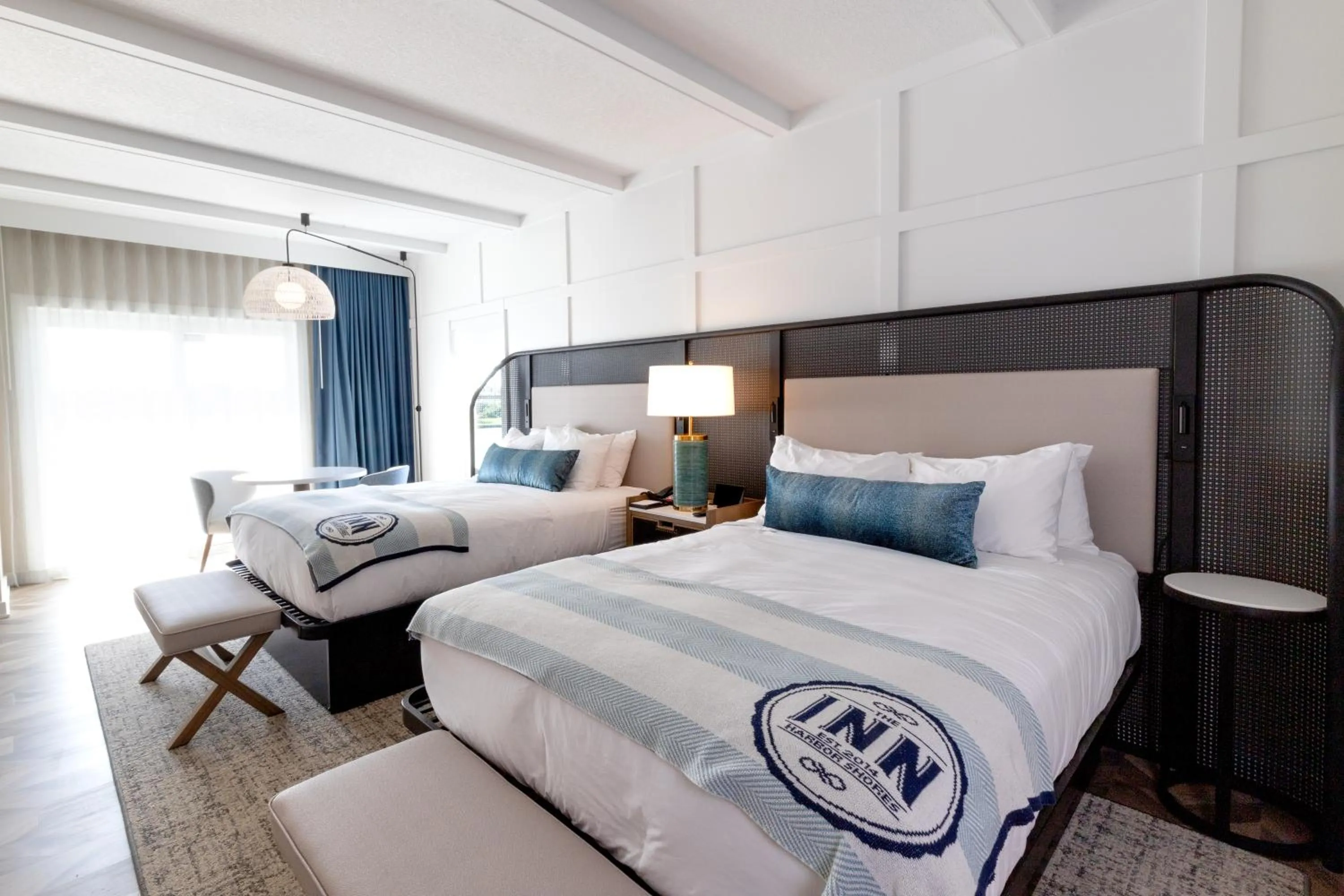 Guests, Bed in The Inn at Harbor Shores
