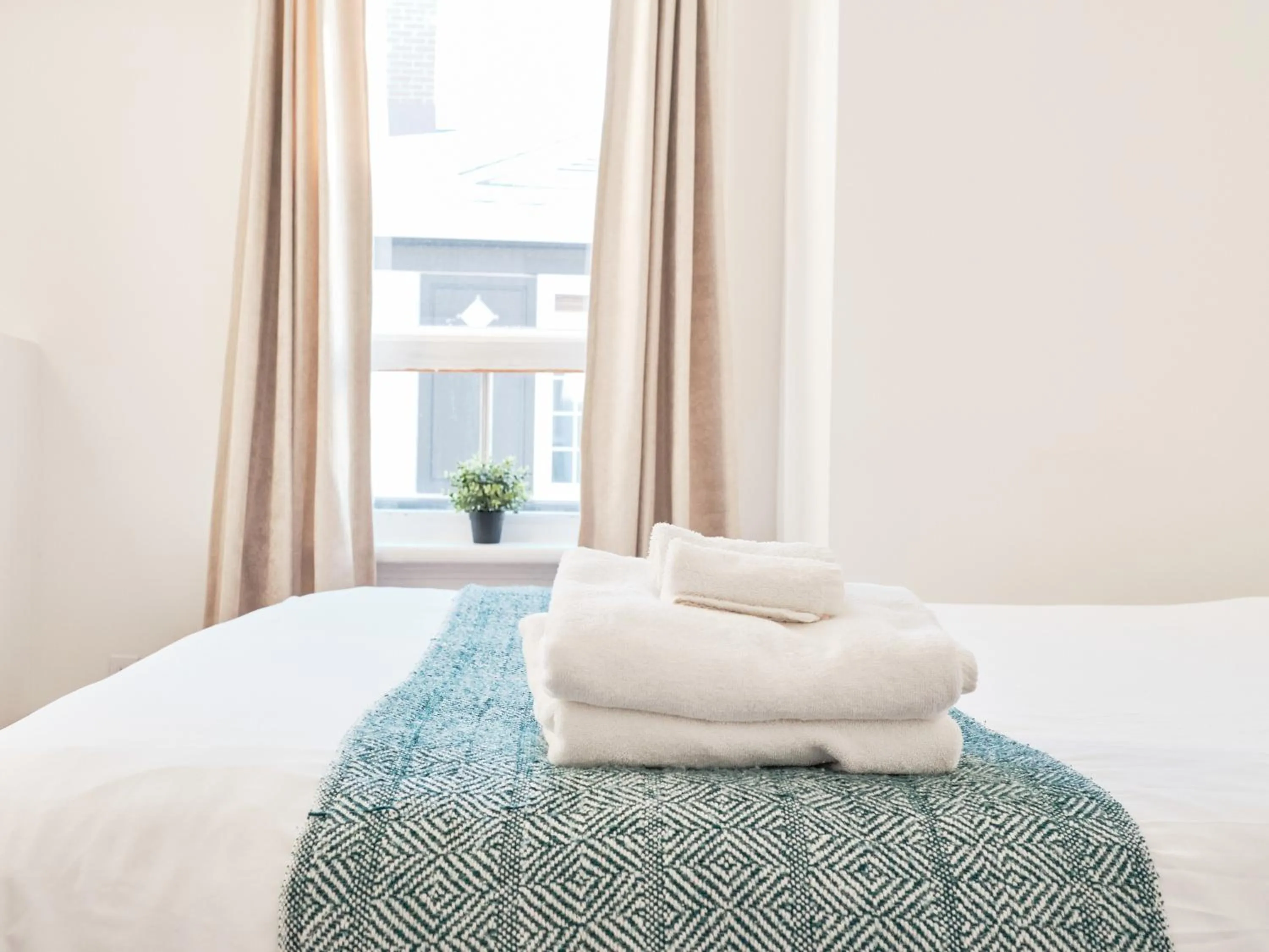 Bed in BALCON BLANC - Auberge à Chicoutimi, Saguenay