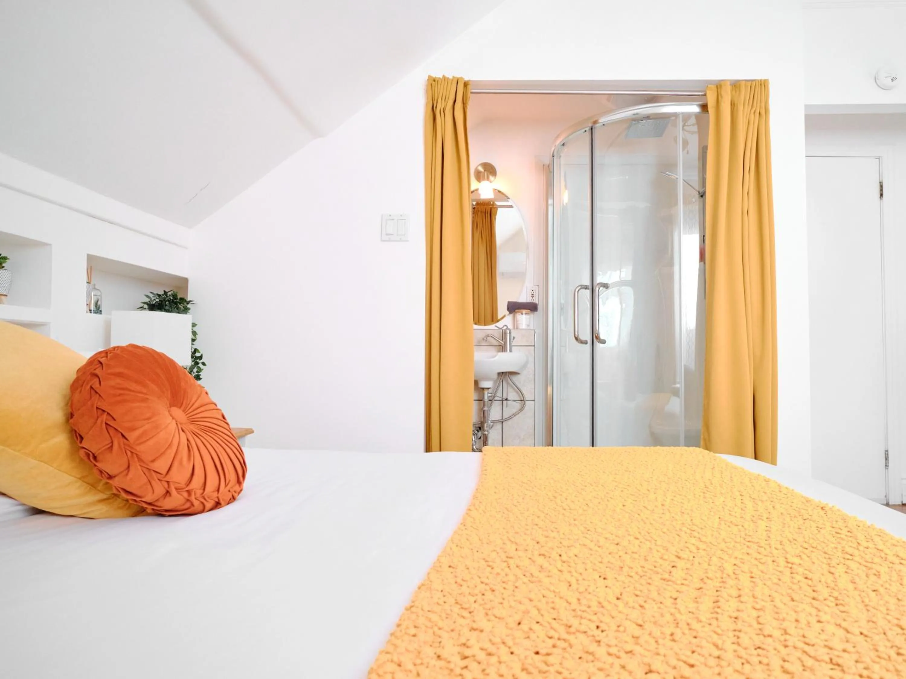 Bed in BALCON BLANC - Auberge à Chicoutimi, Saguenay