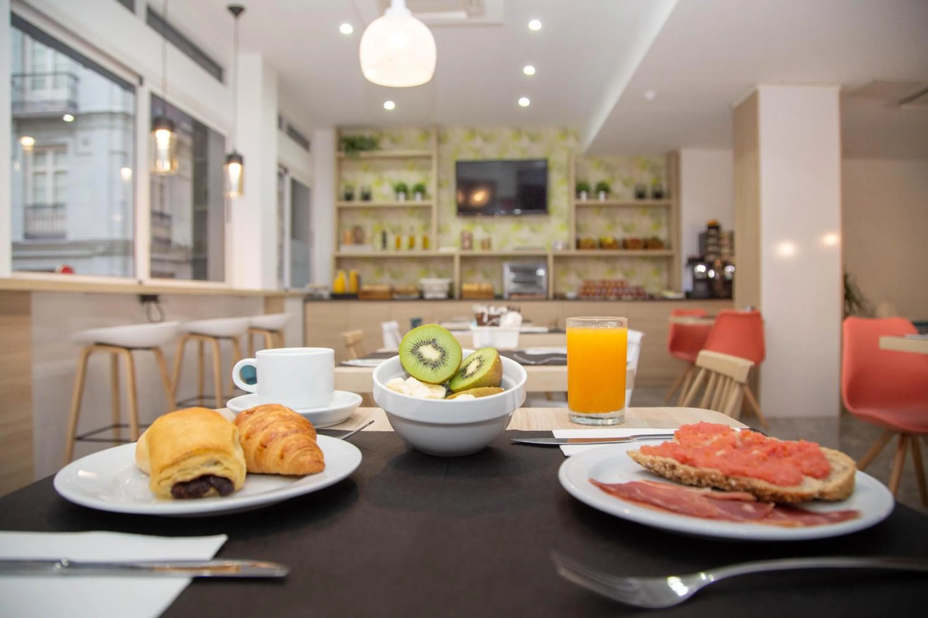 Restaurant/places to eat in Soho Boutique Bahía Málaga