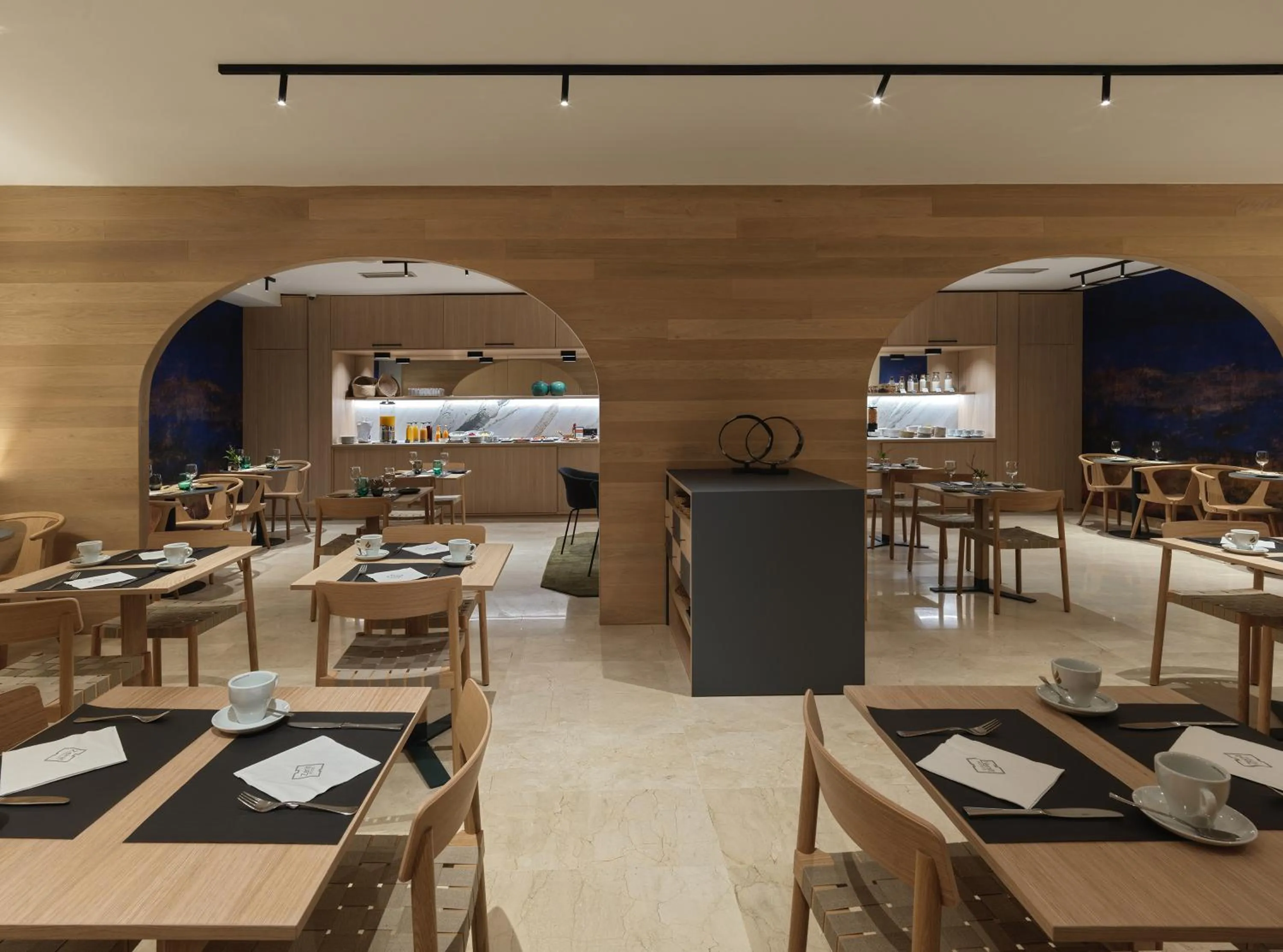 Restaurant/places to eat in Zenit Coruña