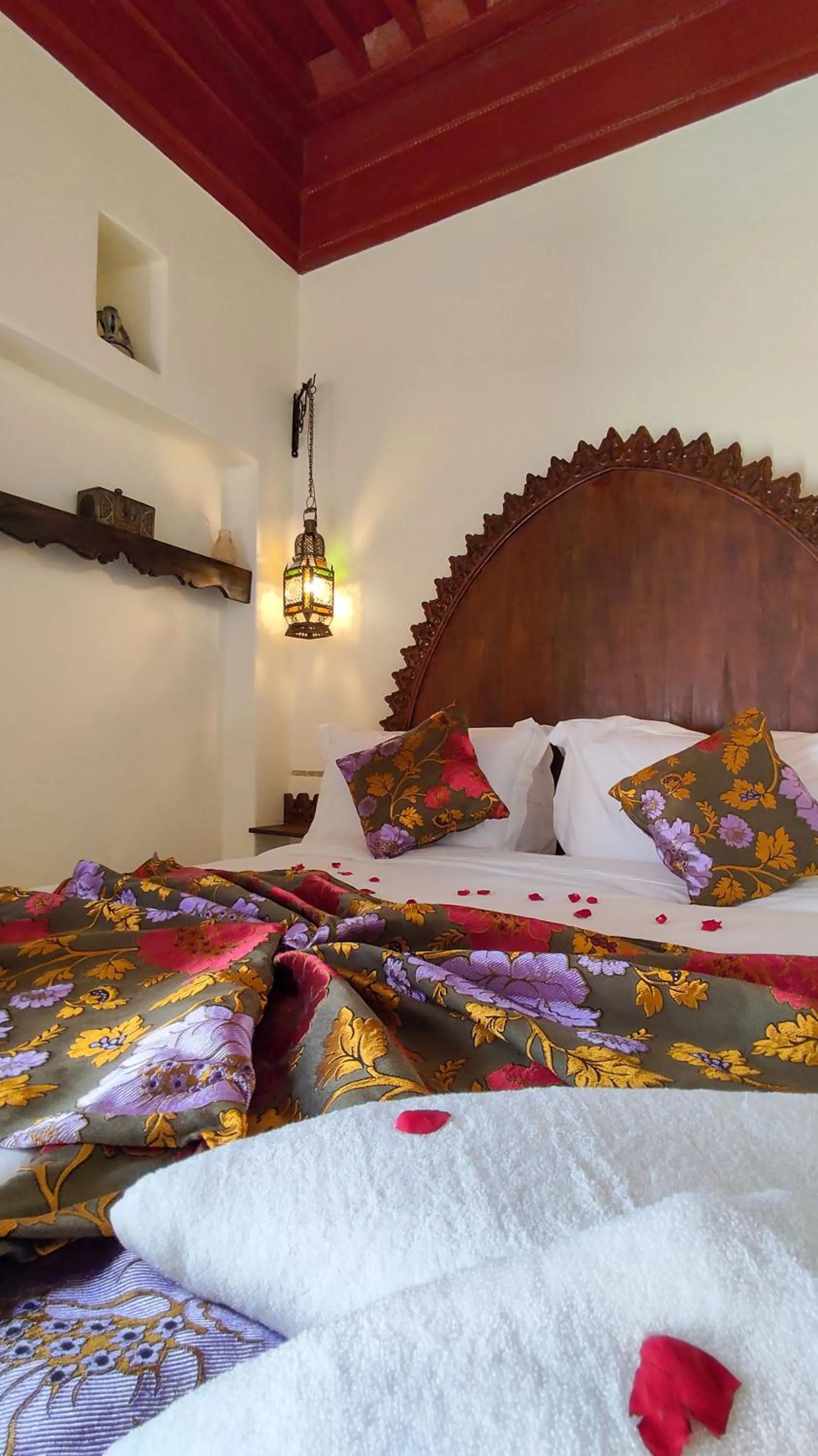 Bed in RIAD DAR En-Nawat