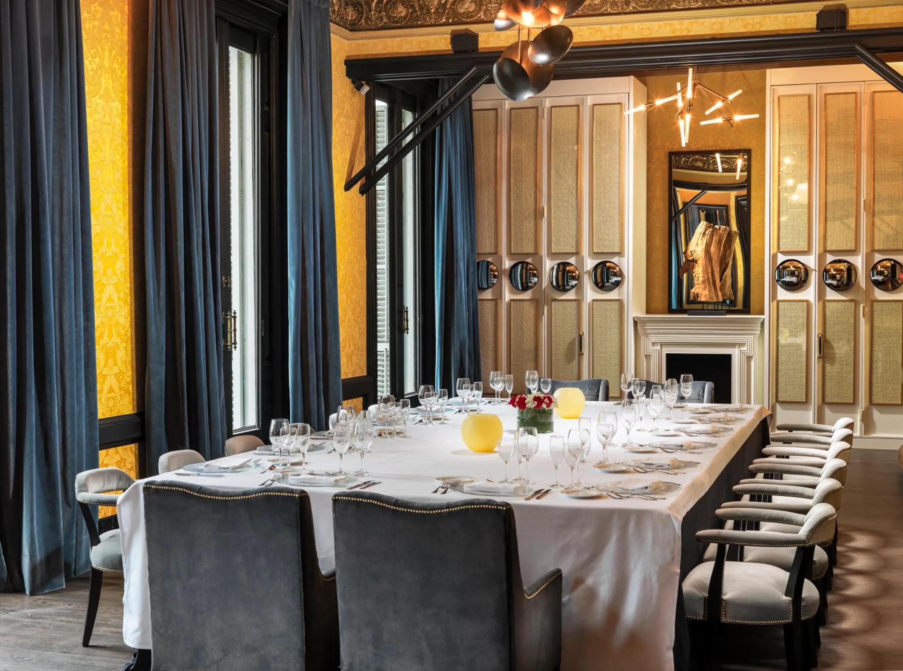 Restaurant/places to eat in Boutique Hotel H10 Catalunya Plaza