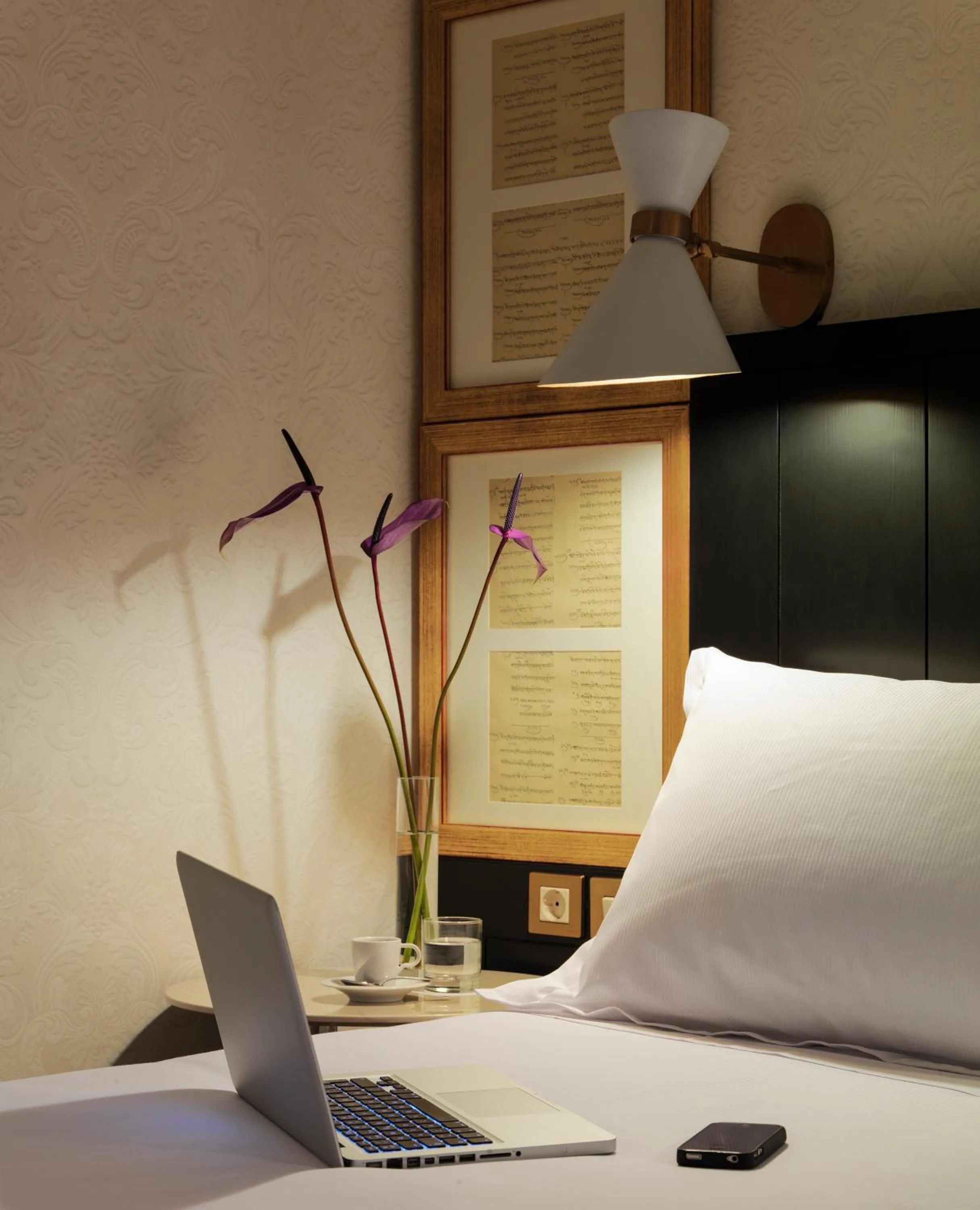 Bed in Boutique Hotel H10 Catalunya Plaza