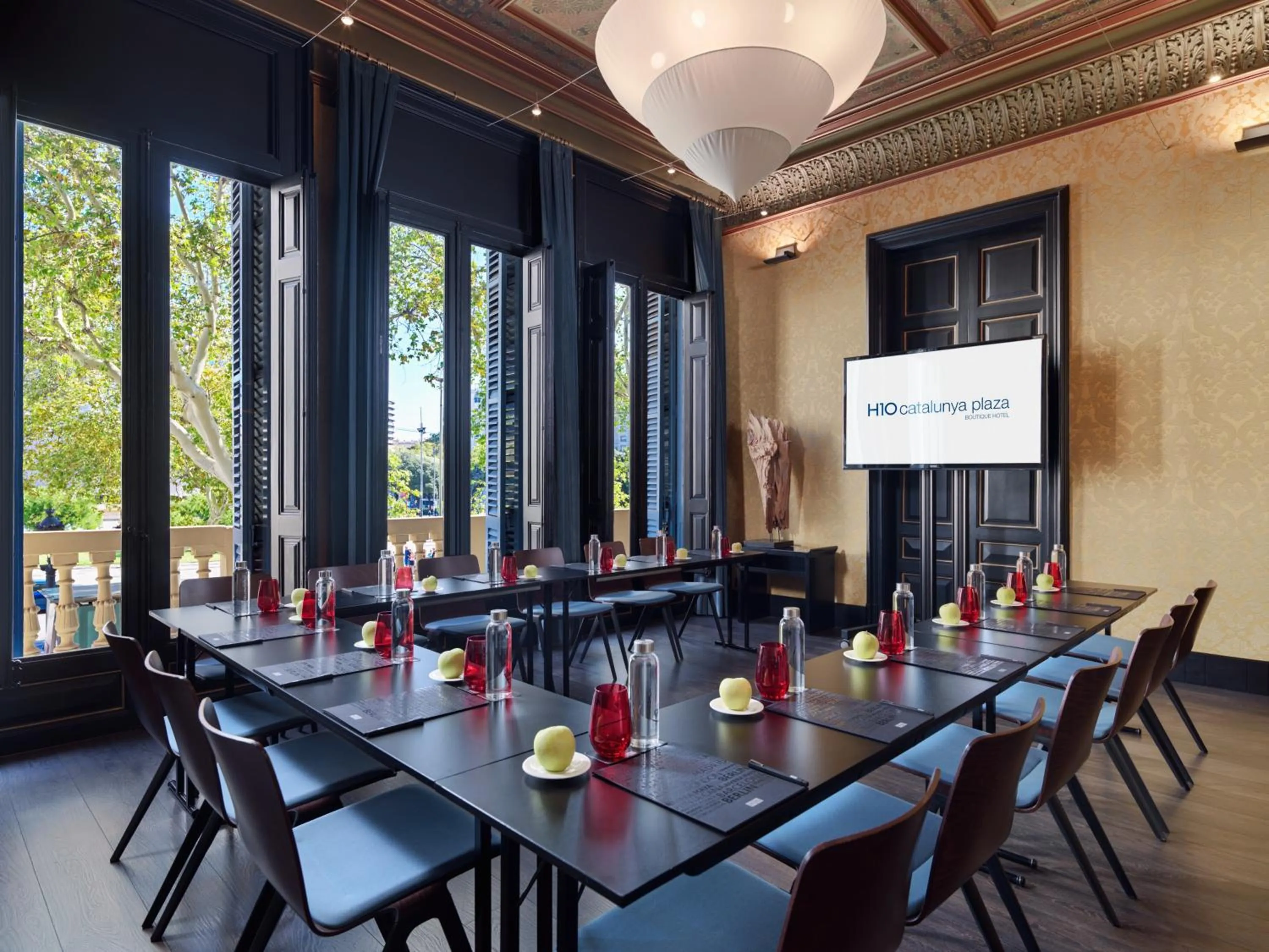Meeting/conference room in Boutique Hotel H10 Catalunya Plaza