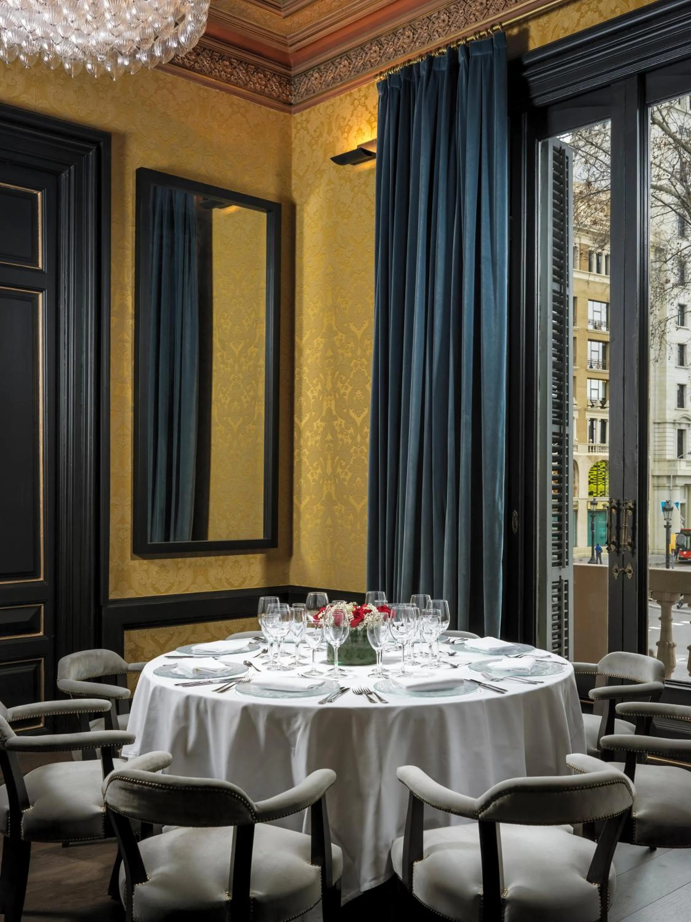 Restaurant/places to eat in Boutique Hotel H10 Catalunya Plaza