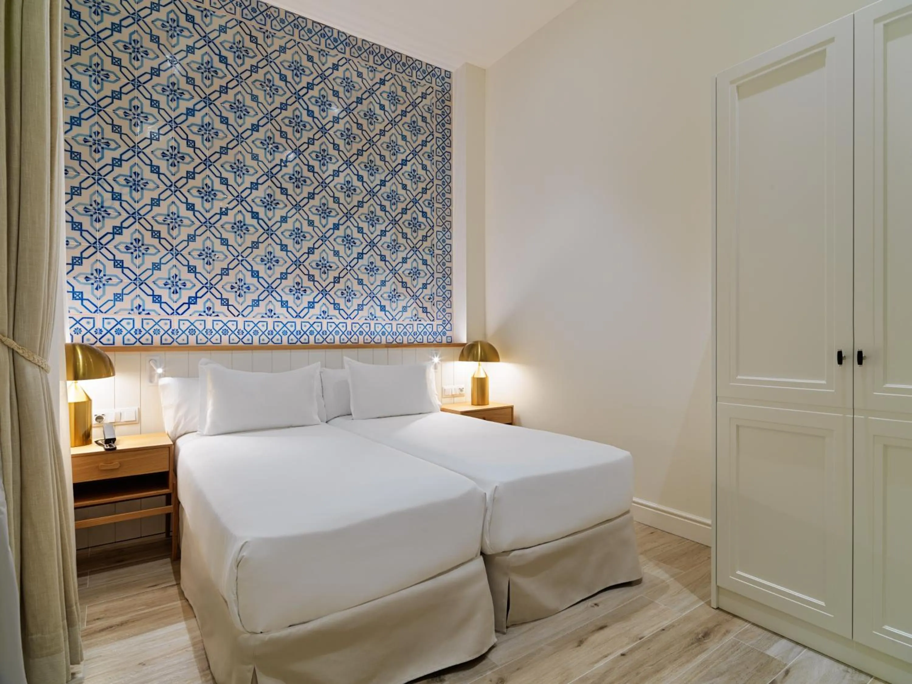 Bed in Boutique Hotel H10 Catalunya Plaza