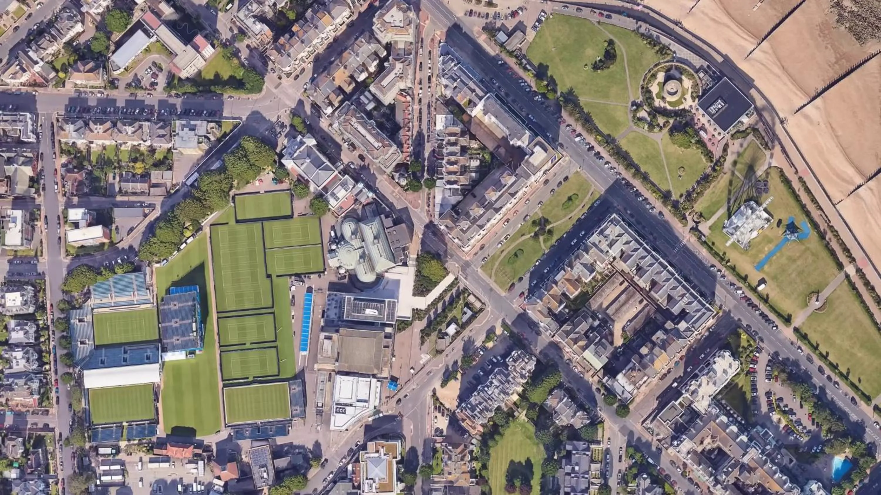 Street view in Osborne Aparthotel