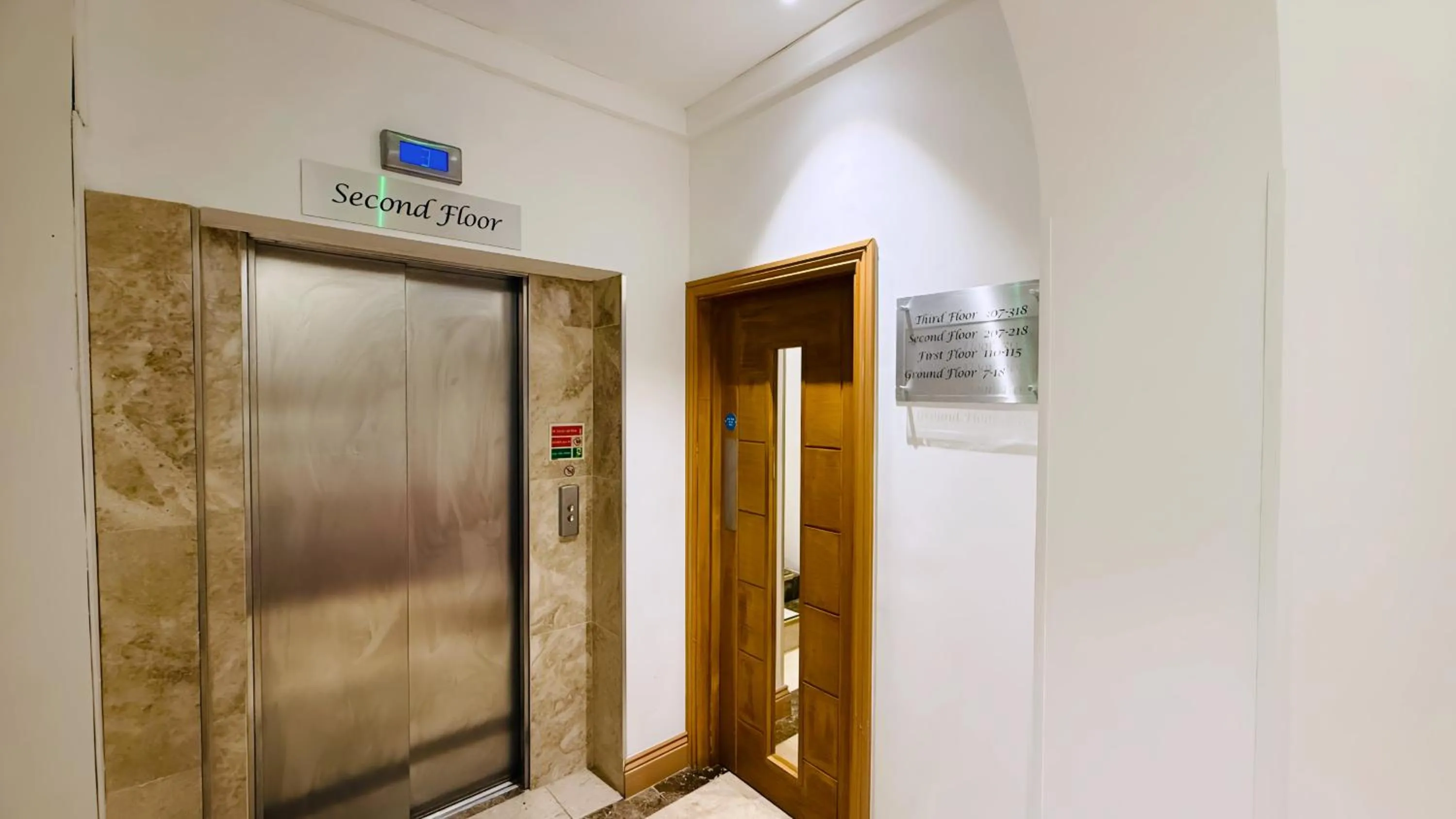 Area and facilities in Osborne Aparthotel