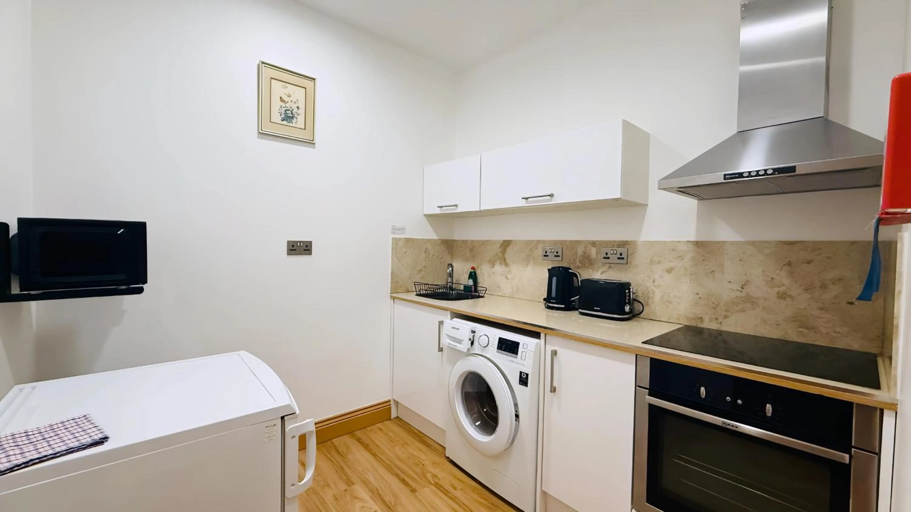 Kitchen or kitchenette in Osborne Aparthotel