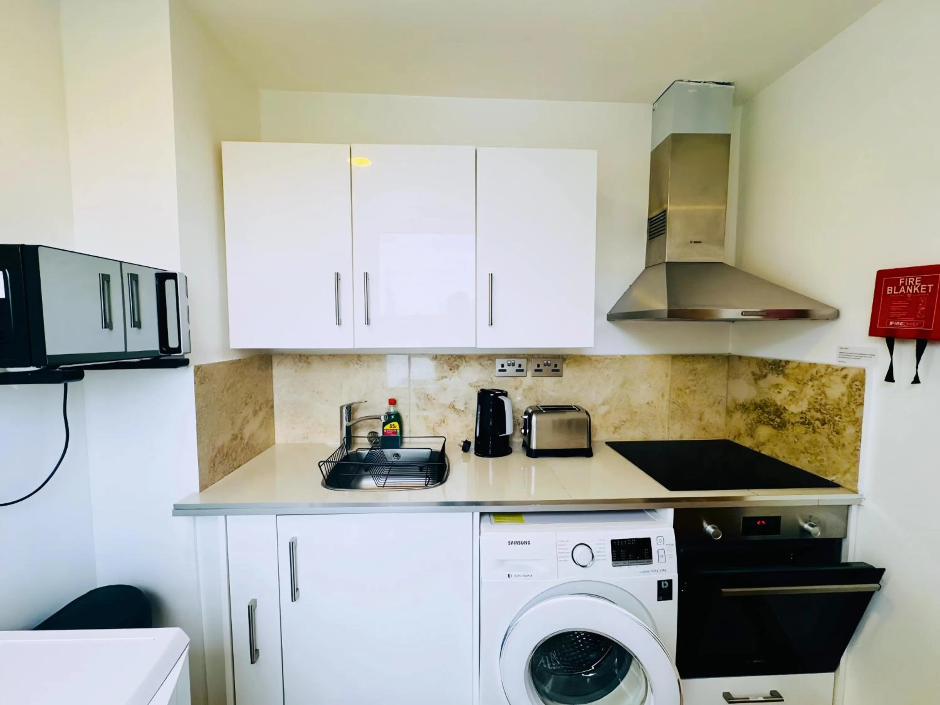 Kitchen or kitchenette in Osborne Aparthotel