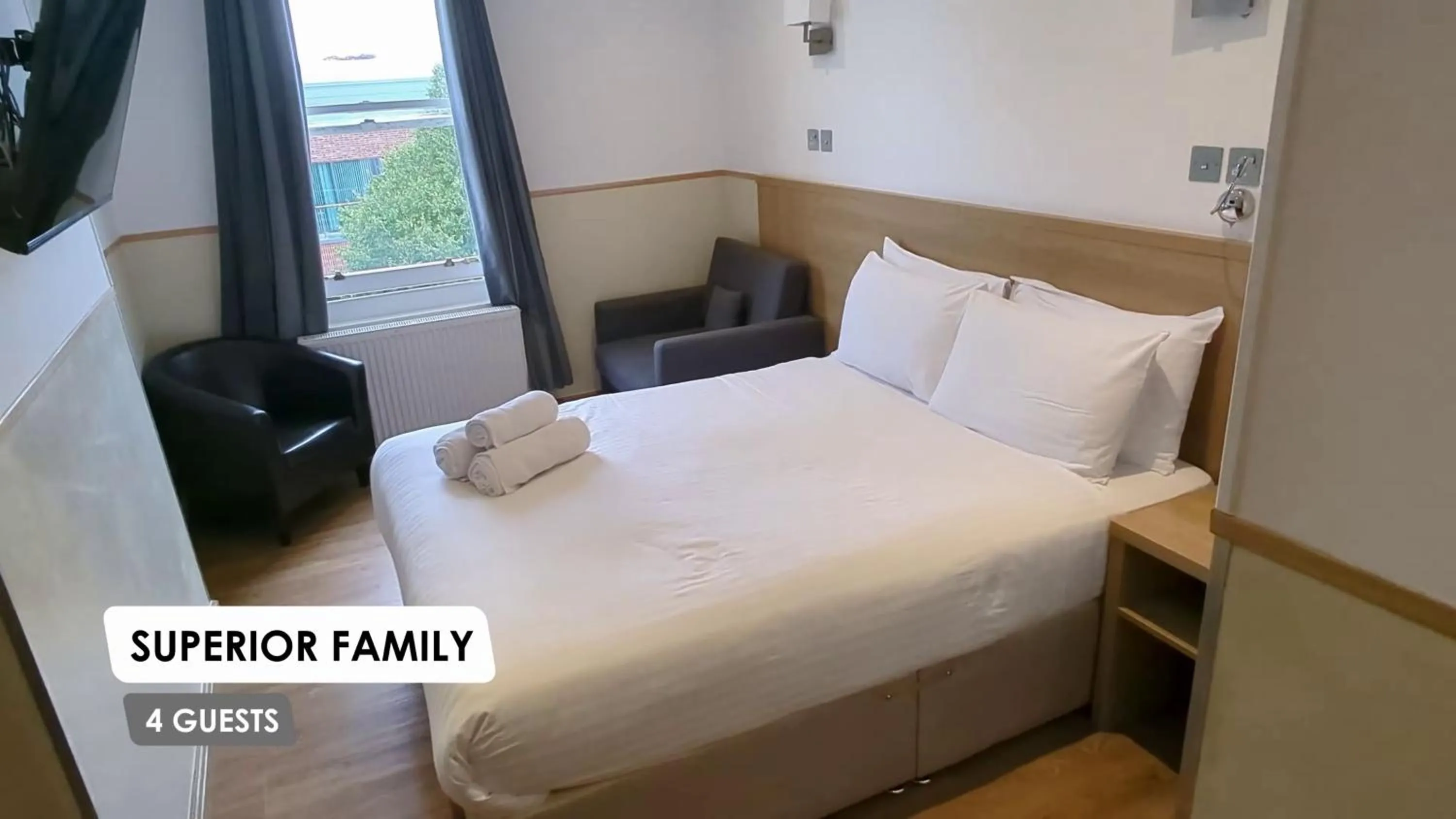 Bedroom, Bed in Osborne Aparthotel