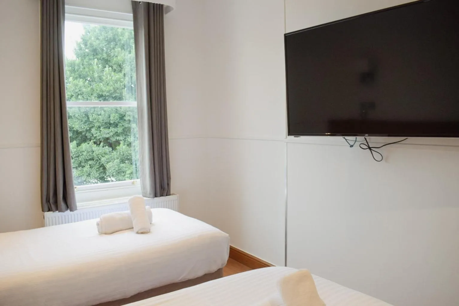 Photo of the whole room, Bed in Osborne Aparthotel