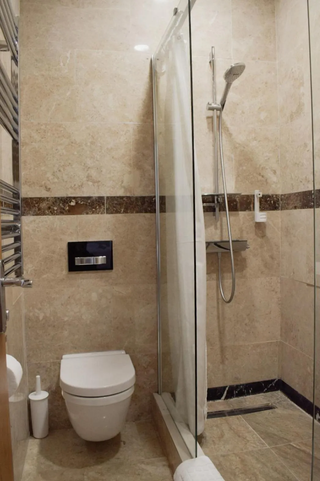 Shower in Osborne Aparthotel