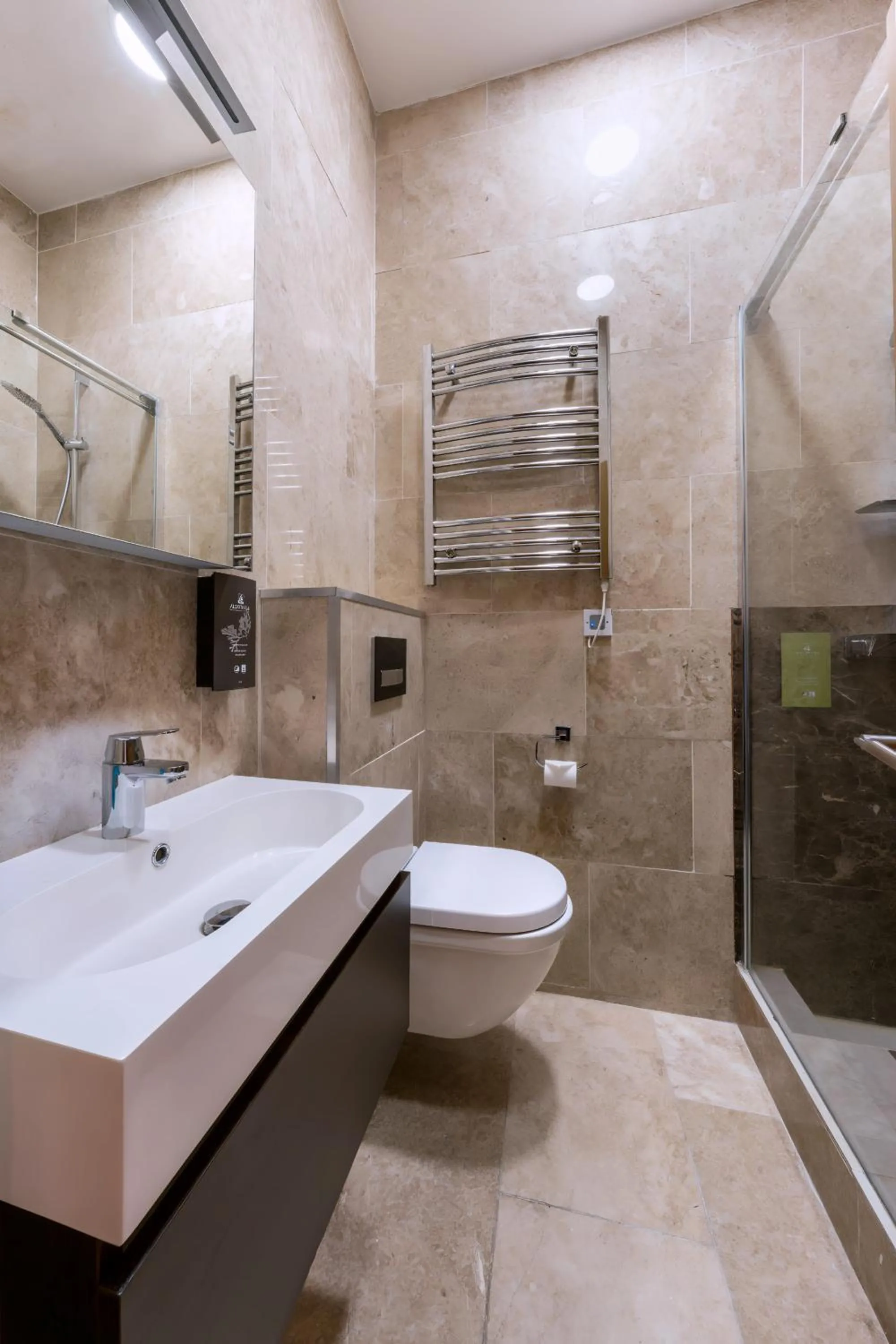 Bathroom in Osborne Aparthotel