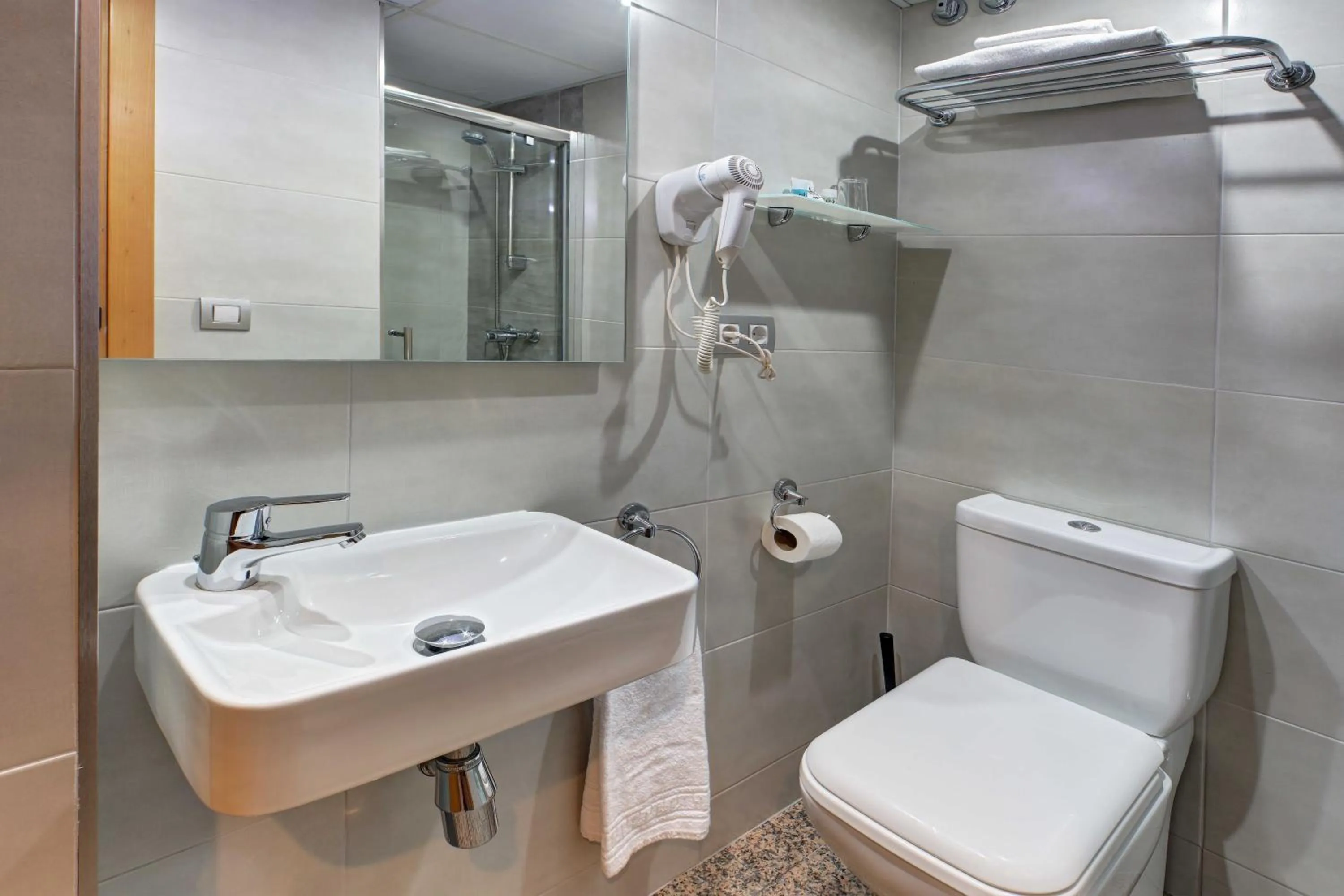 Bathroom in Hotel Nuevo Triunfo