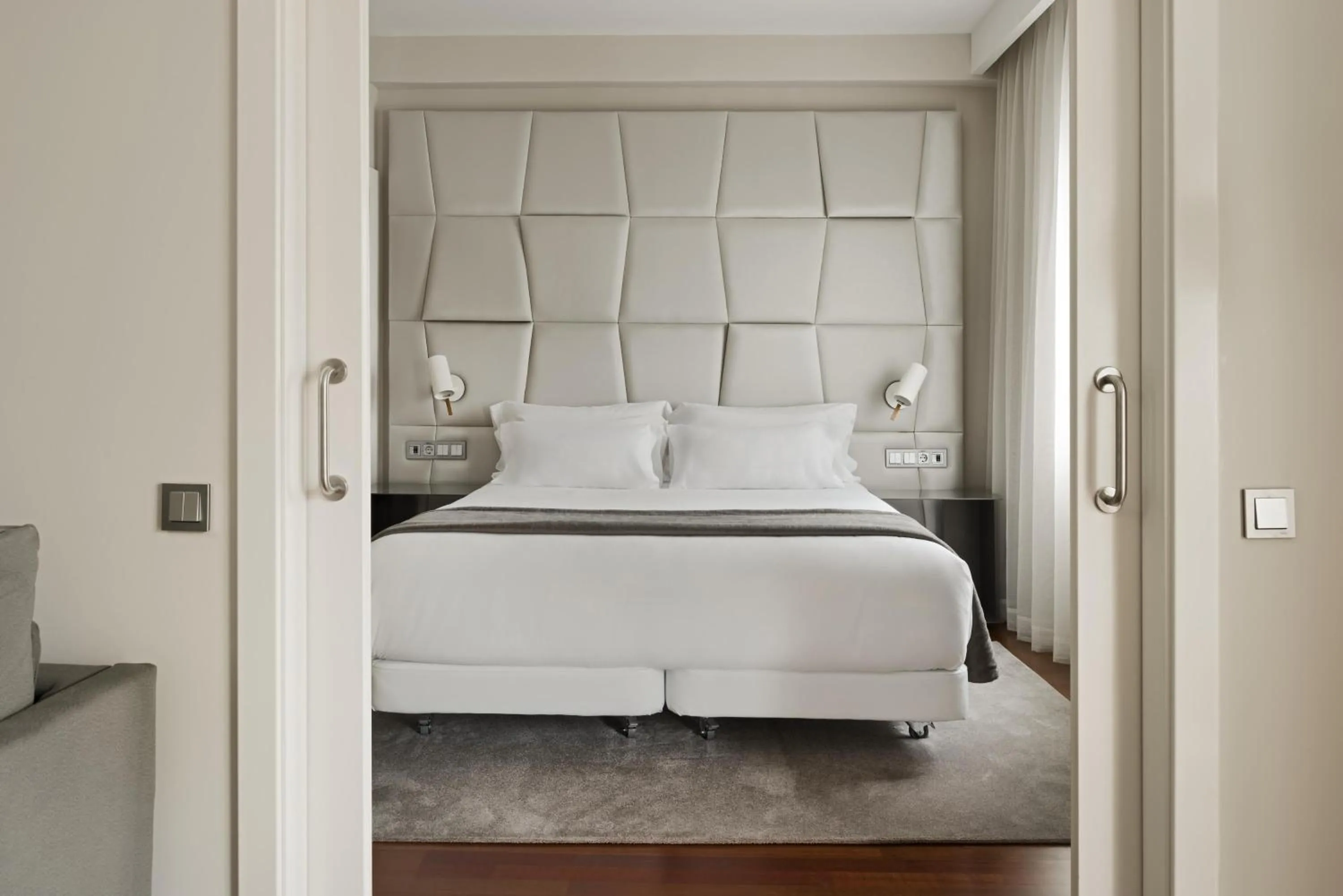 Other, Bed in NH Collection Madrid Colón