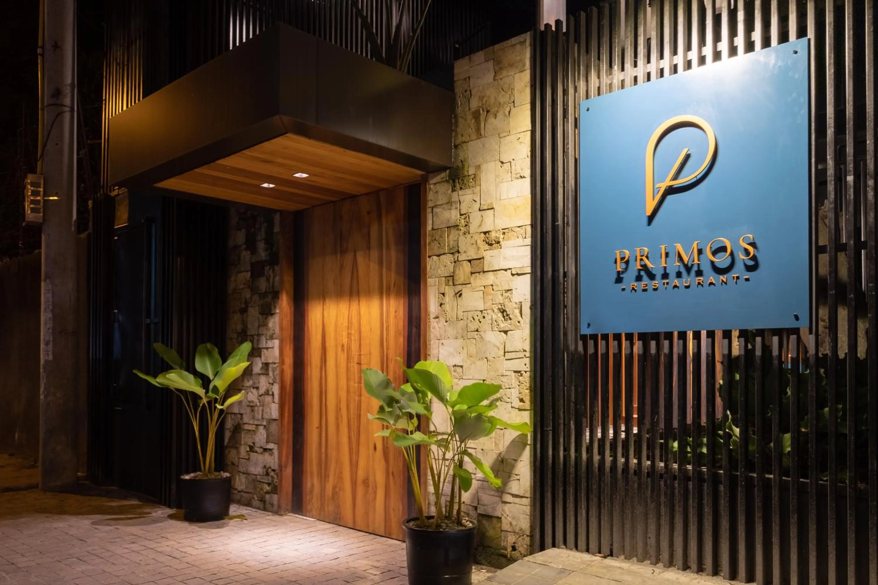 Restaurant/places to eat in The Henry Hotel Roost Bacolod