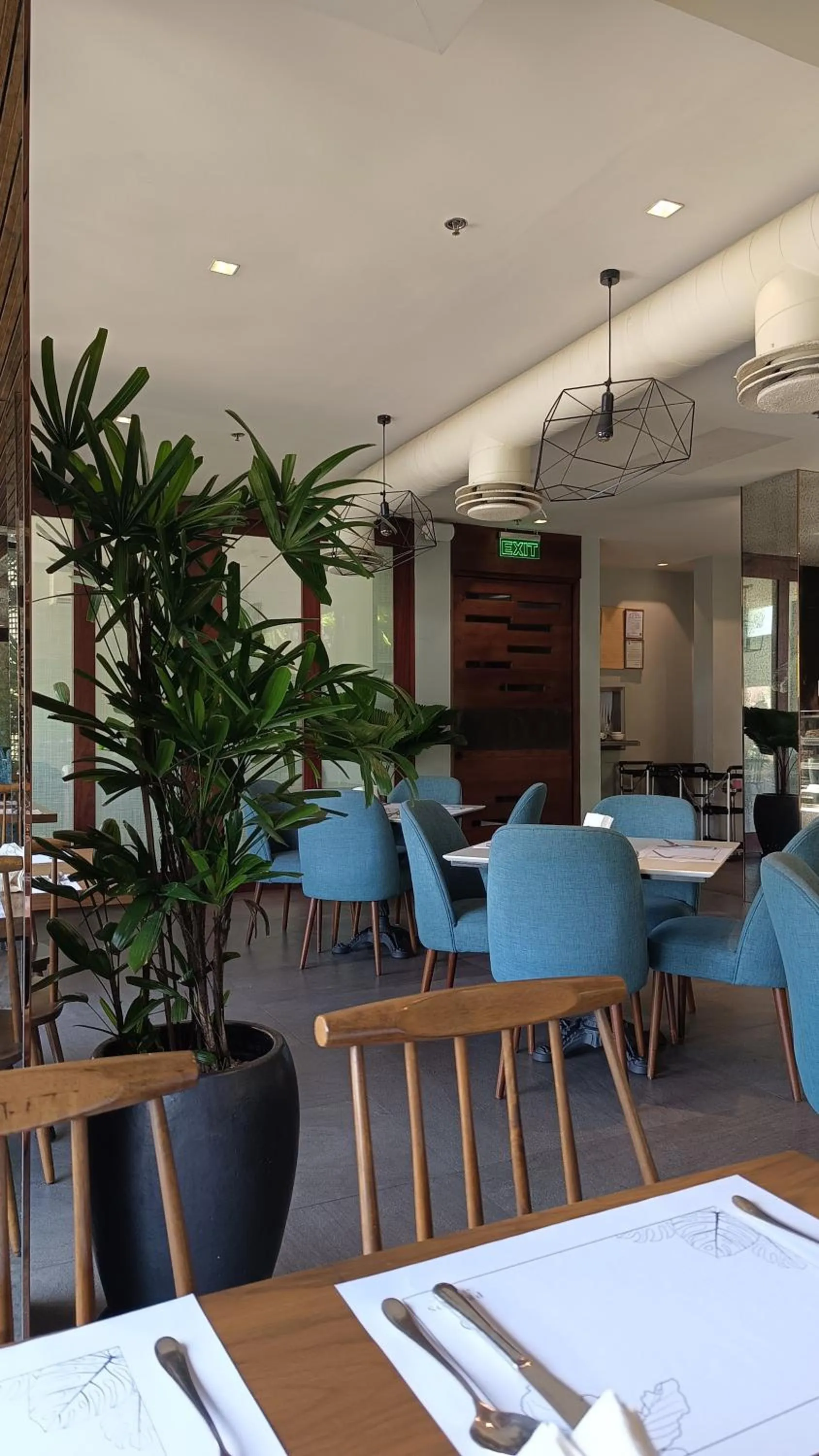 Restaurant/places to eat in The Henry Hotel Roost Bacolod