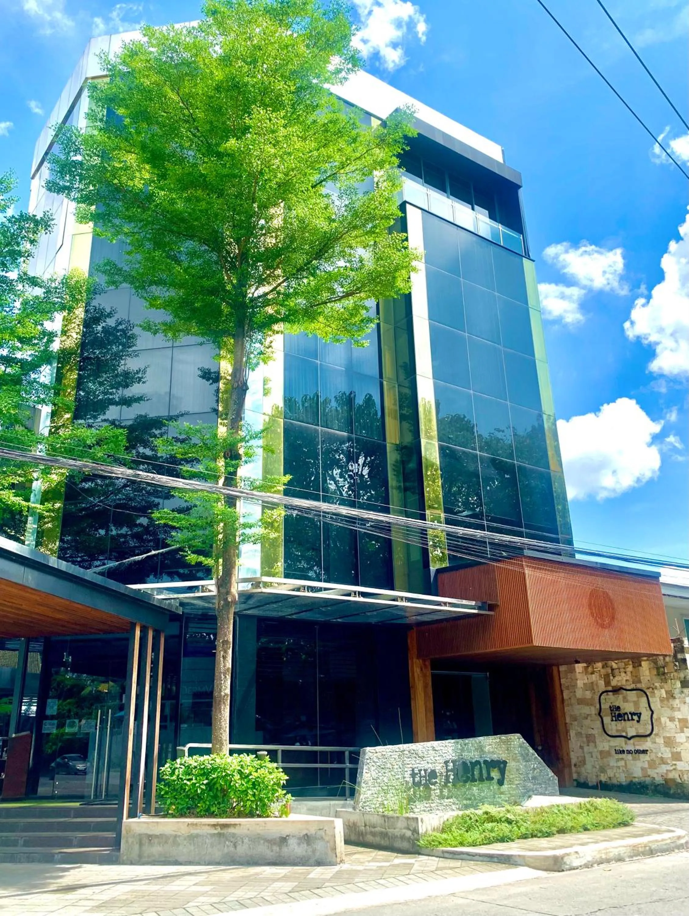 Property building in The Henry Hotel Roost Bacolod