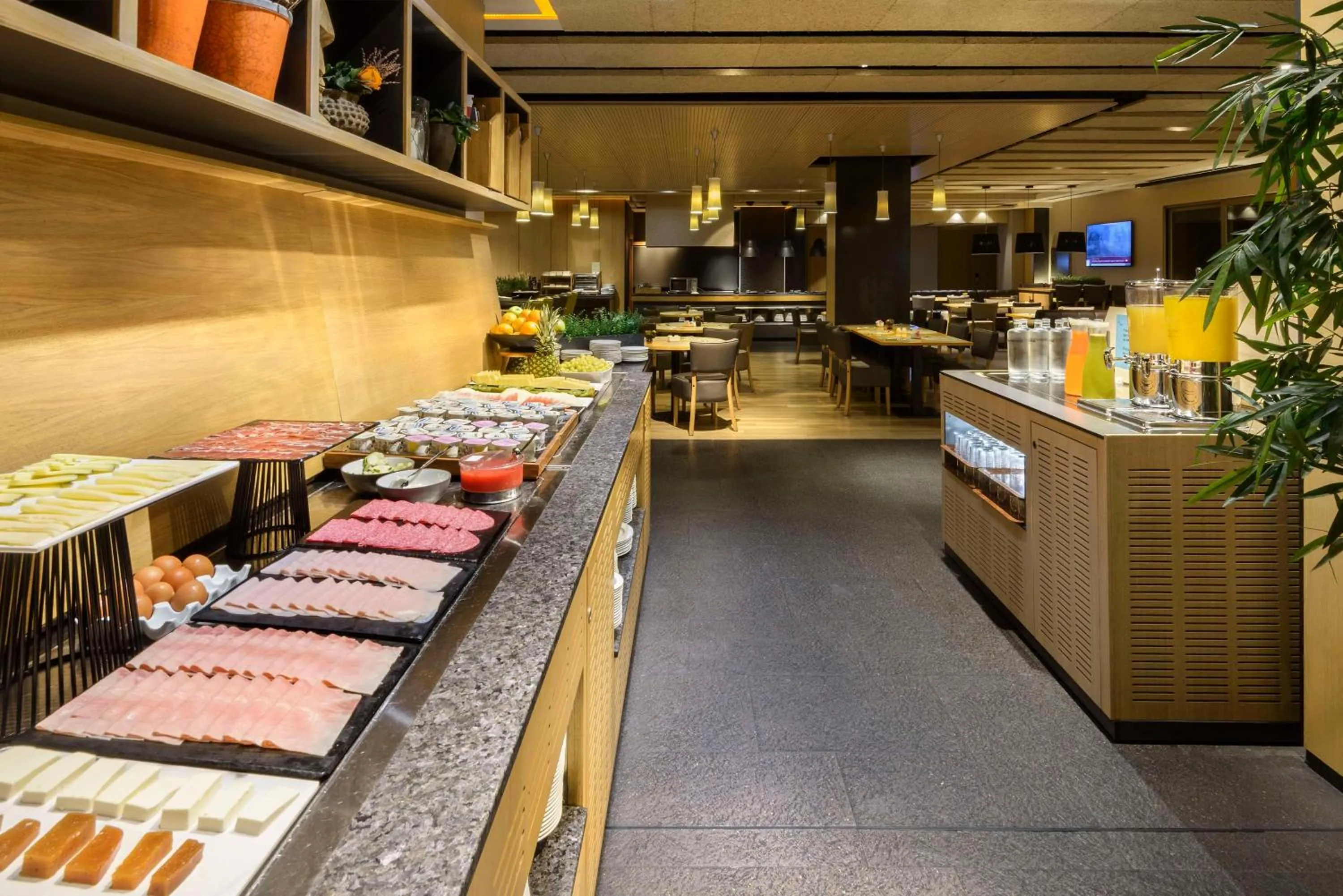 Breakfast in Occidental Bilbao