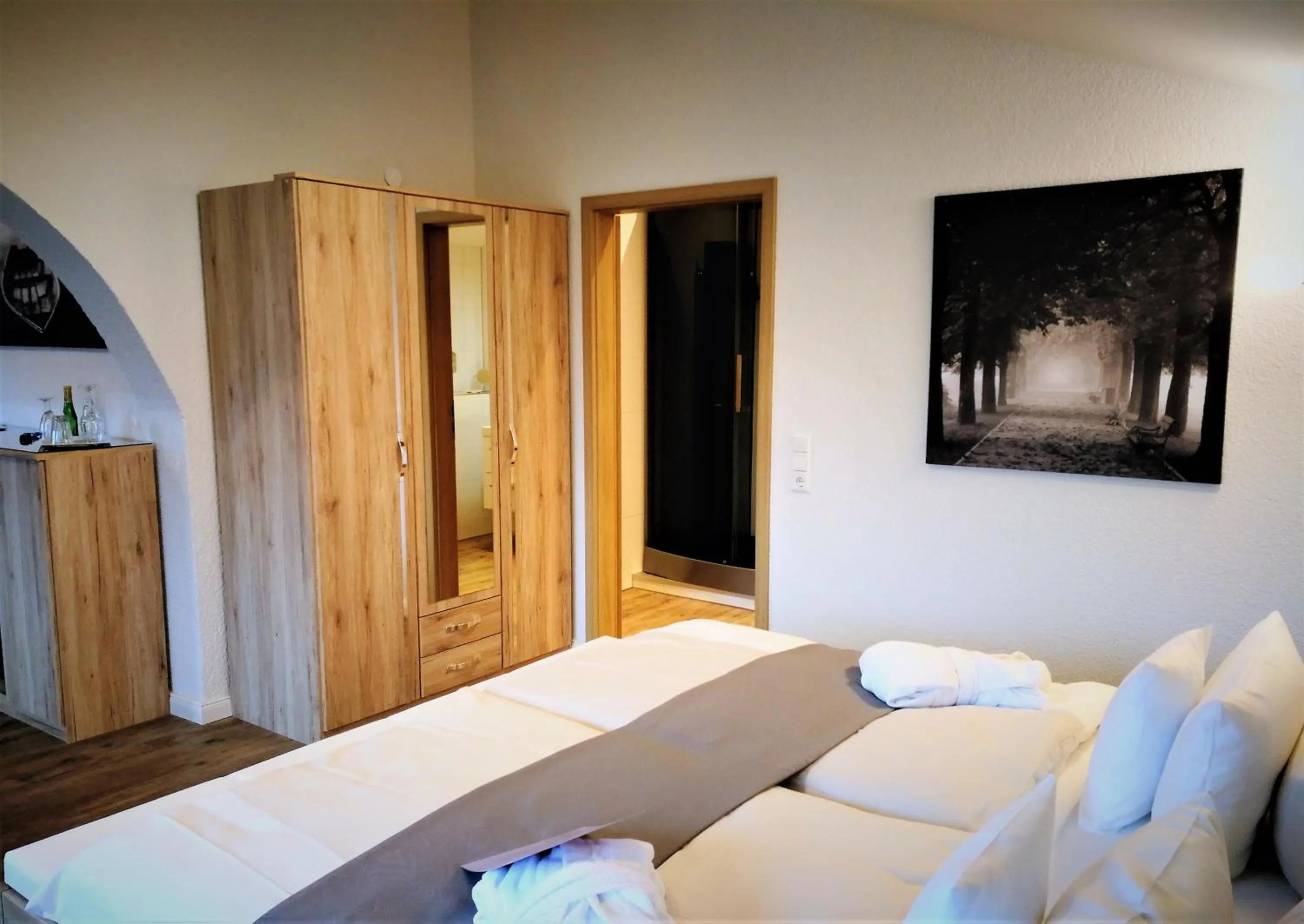 Photo of the whole room, Bed in Ferienhotel Schwarzwälder Hof