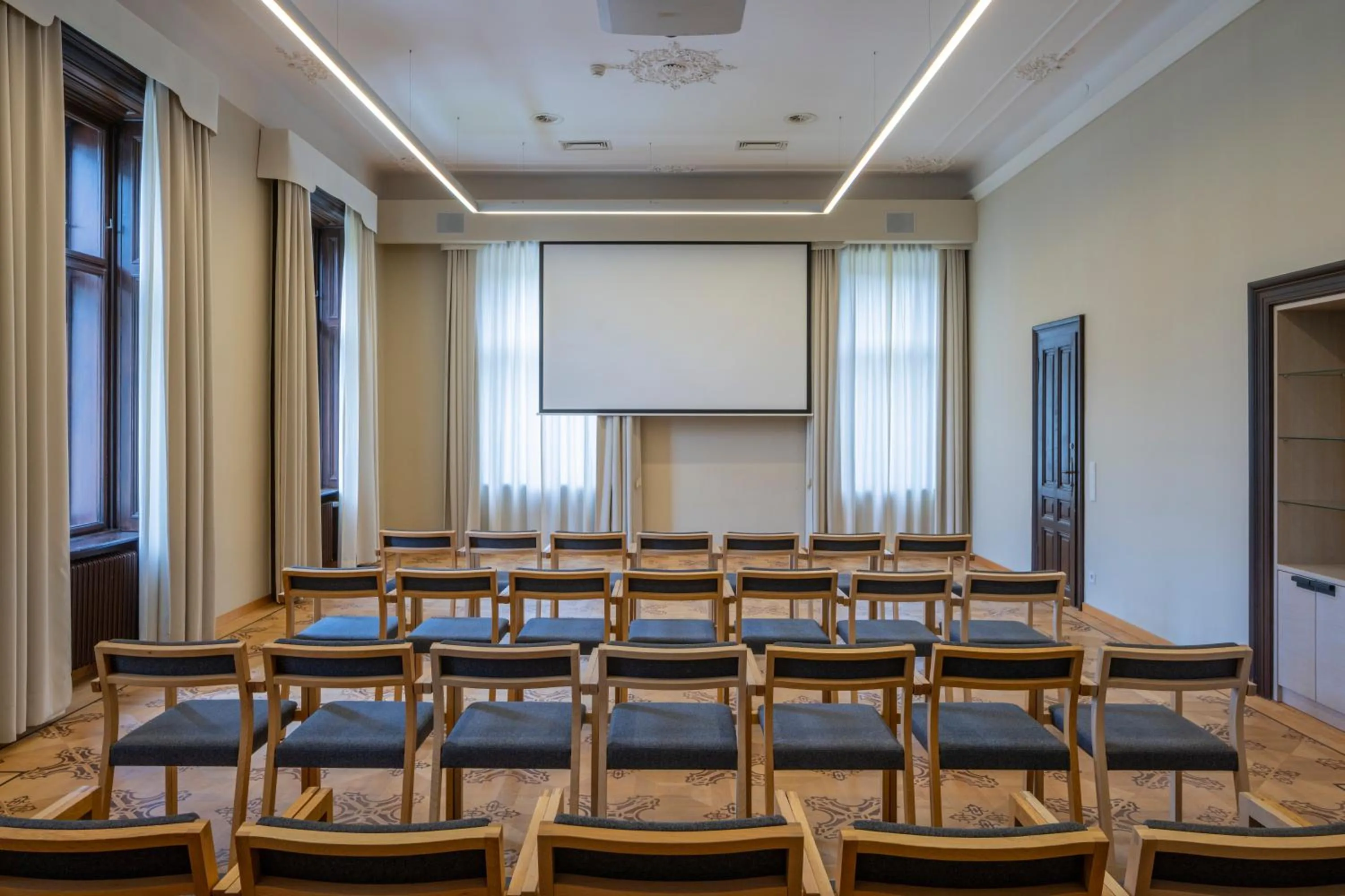 Meeting/conference room in Villa Seilern Vital Resort