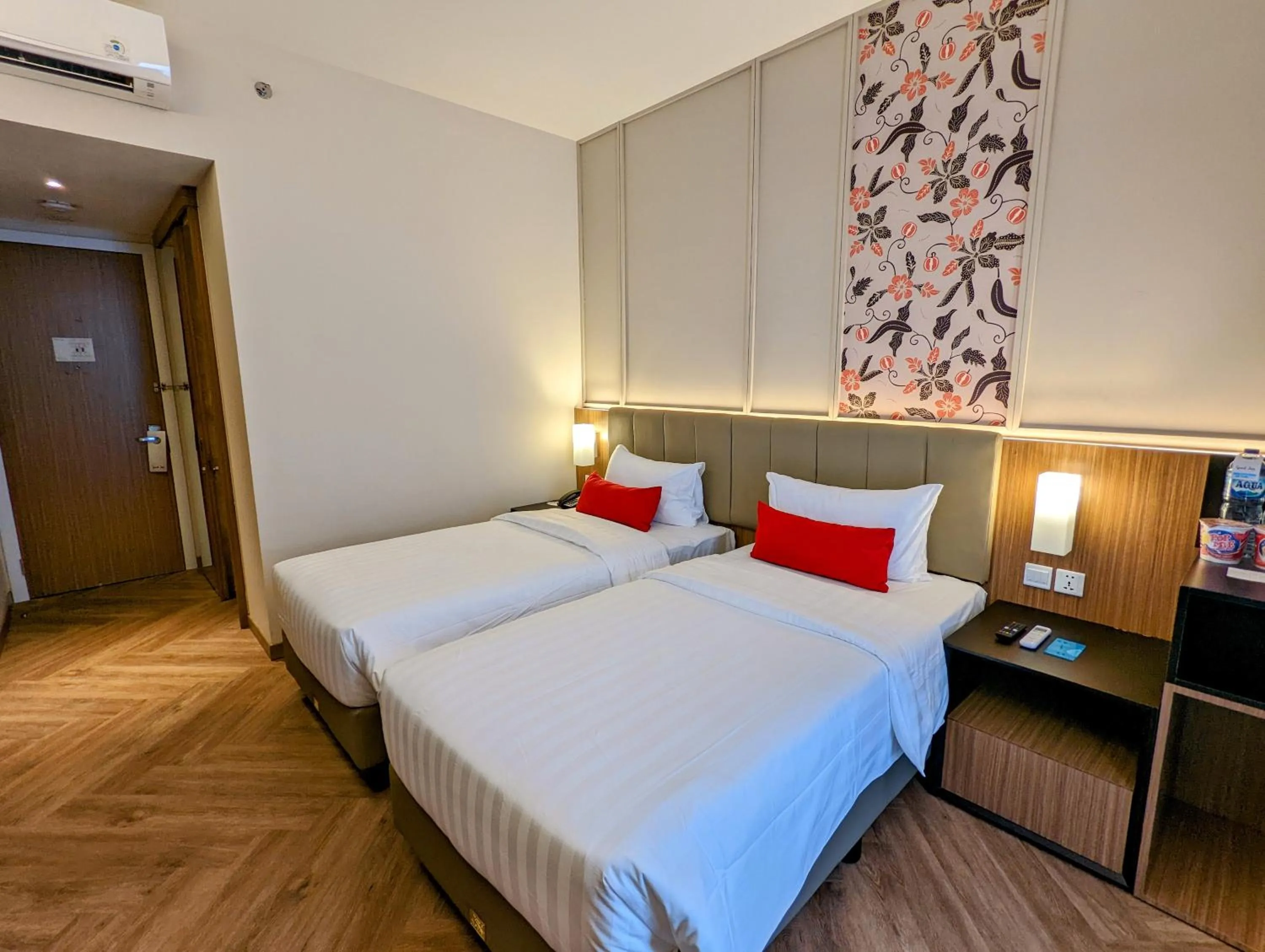 Superior Twin Room in Grand Zuri Lubuklinggau