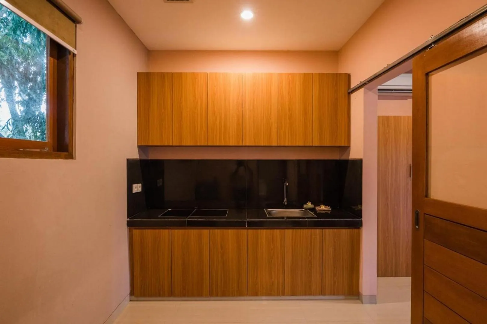 Kitchen or kitchenette in Ariana Beach Resort Amed Bali