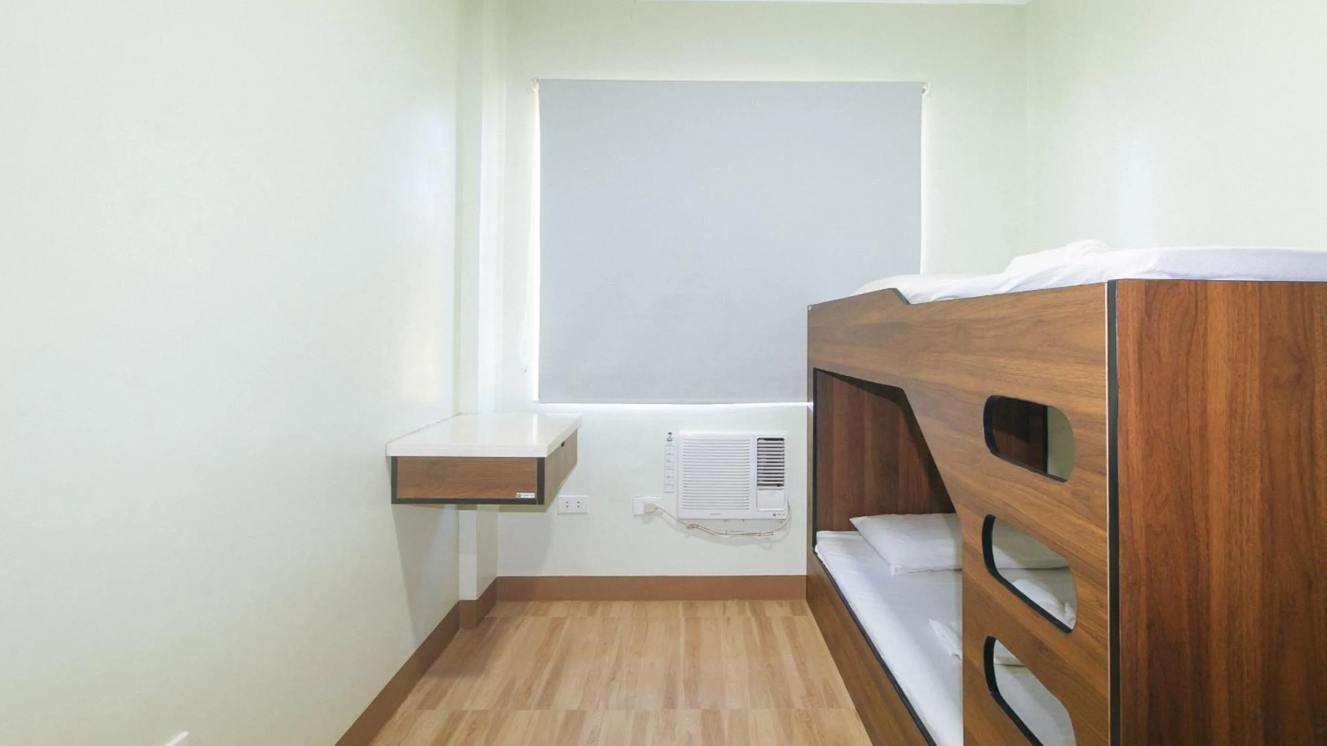 Photo of the whole room, Bed in Mahayahay Lodge and Restaurant