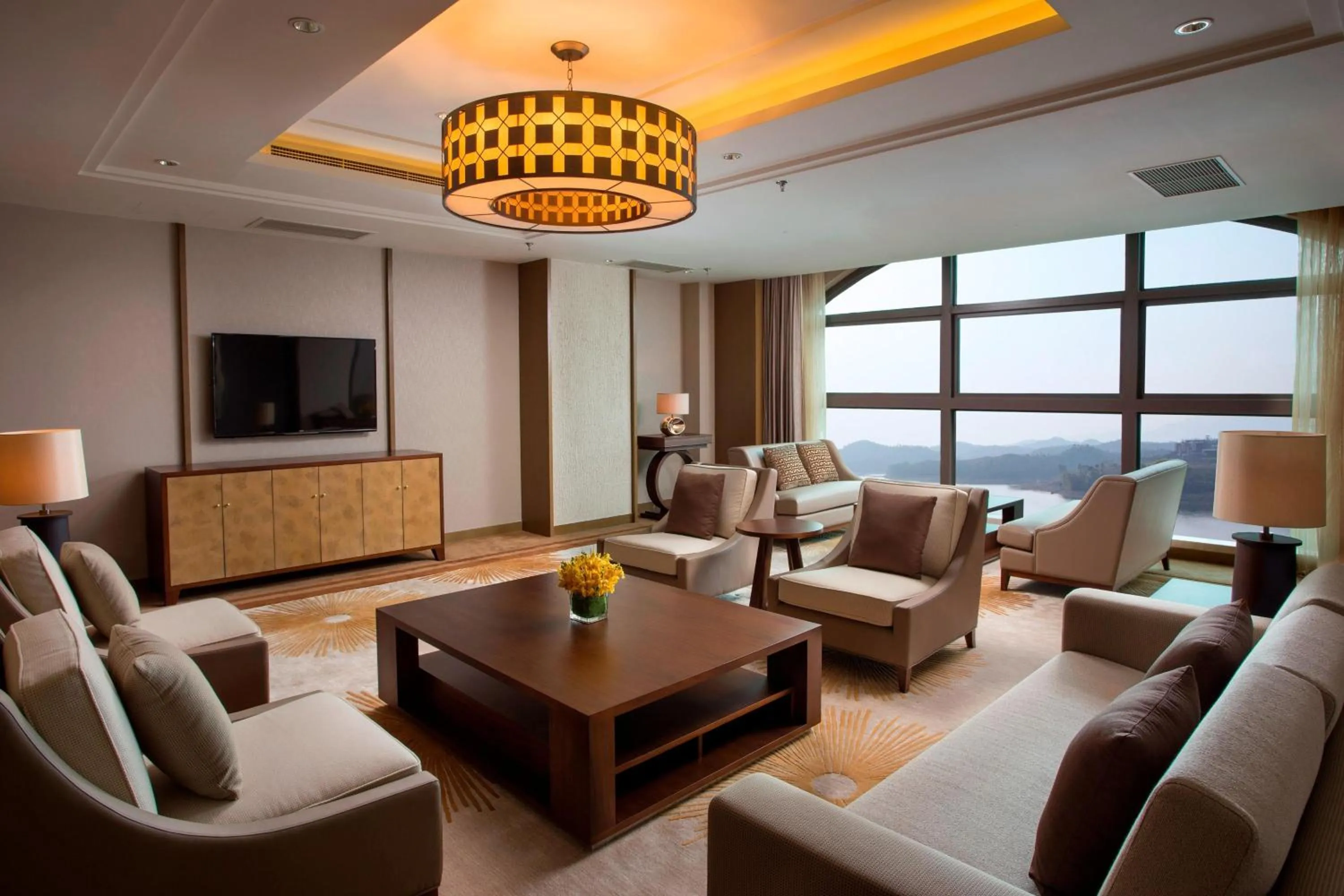 Living room in Sheraton Huizhou Bailuhu